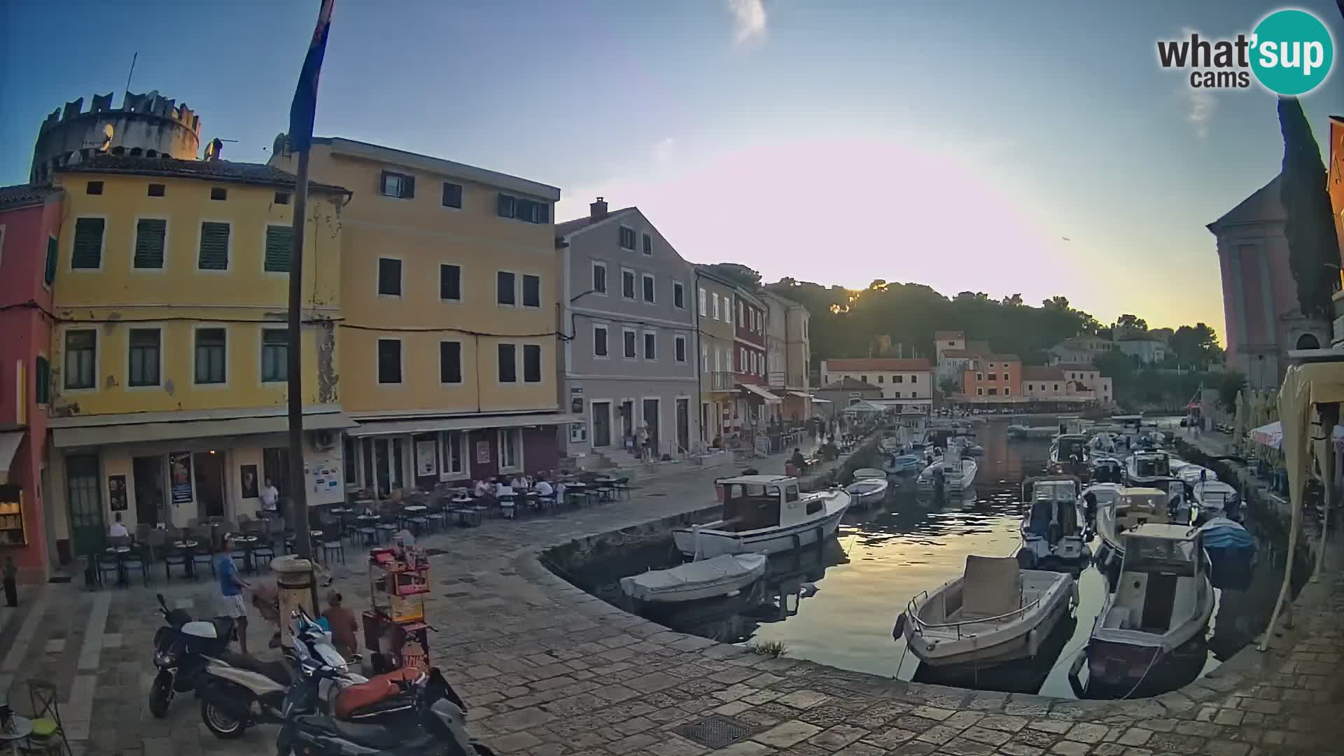 Webcam Live – The harbor of Veli Lošinj