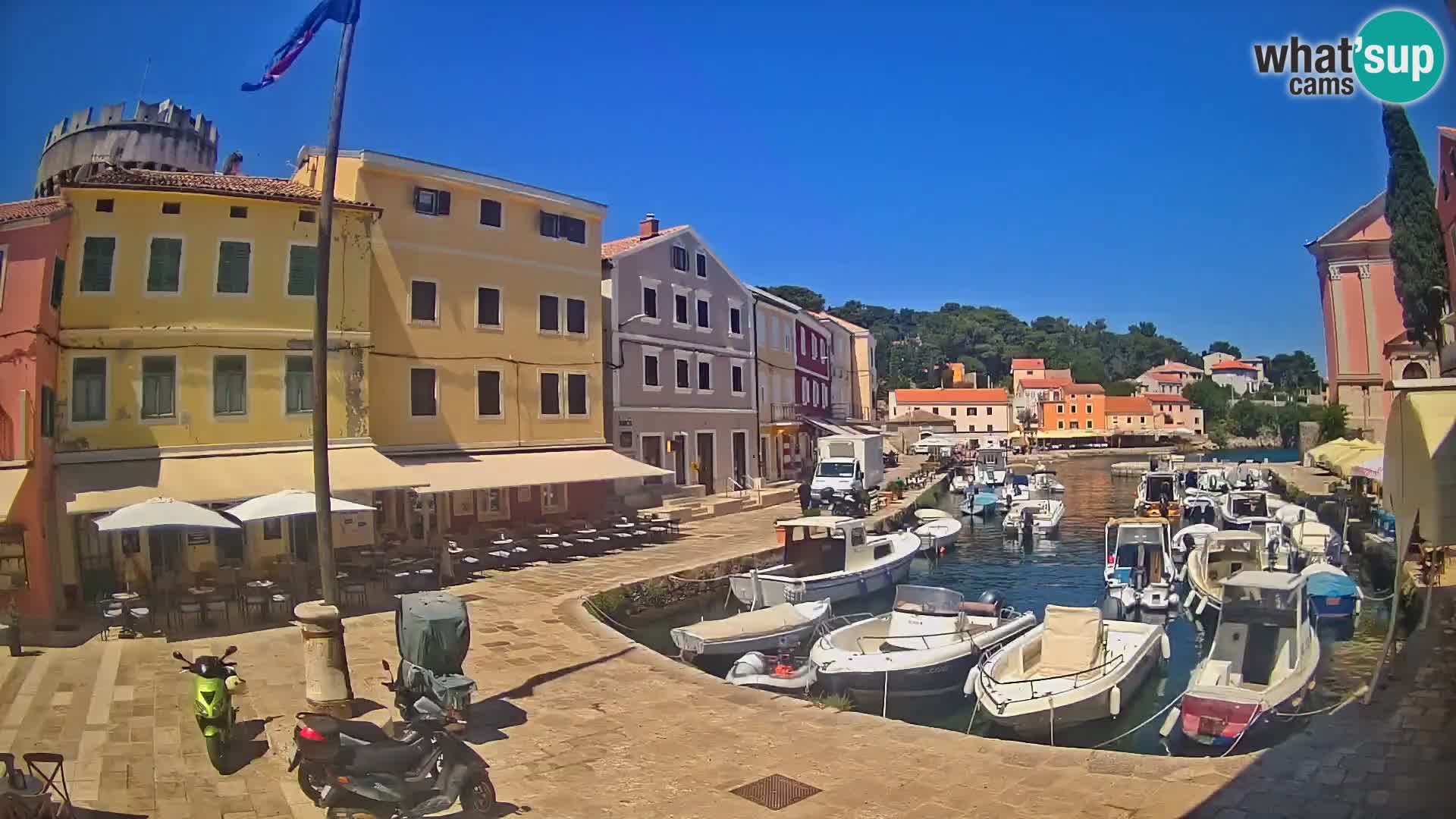 Webcam Live – The harbor of Veli Lošinj