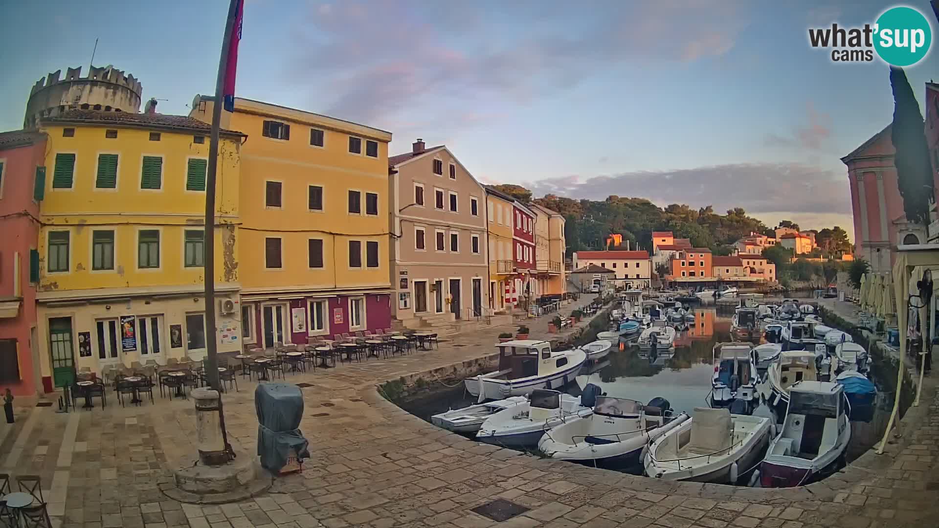 Webcam Streaming – El puerto de Veli Lošinj