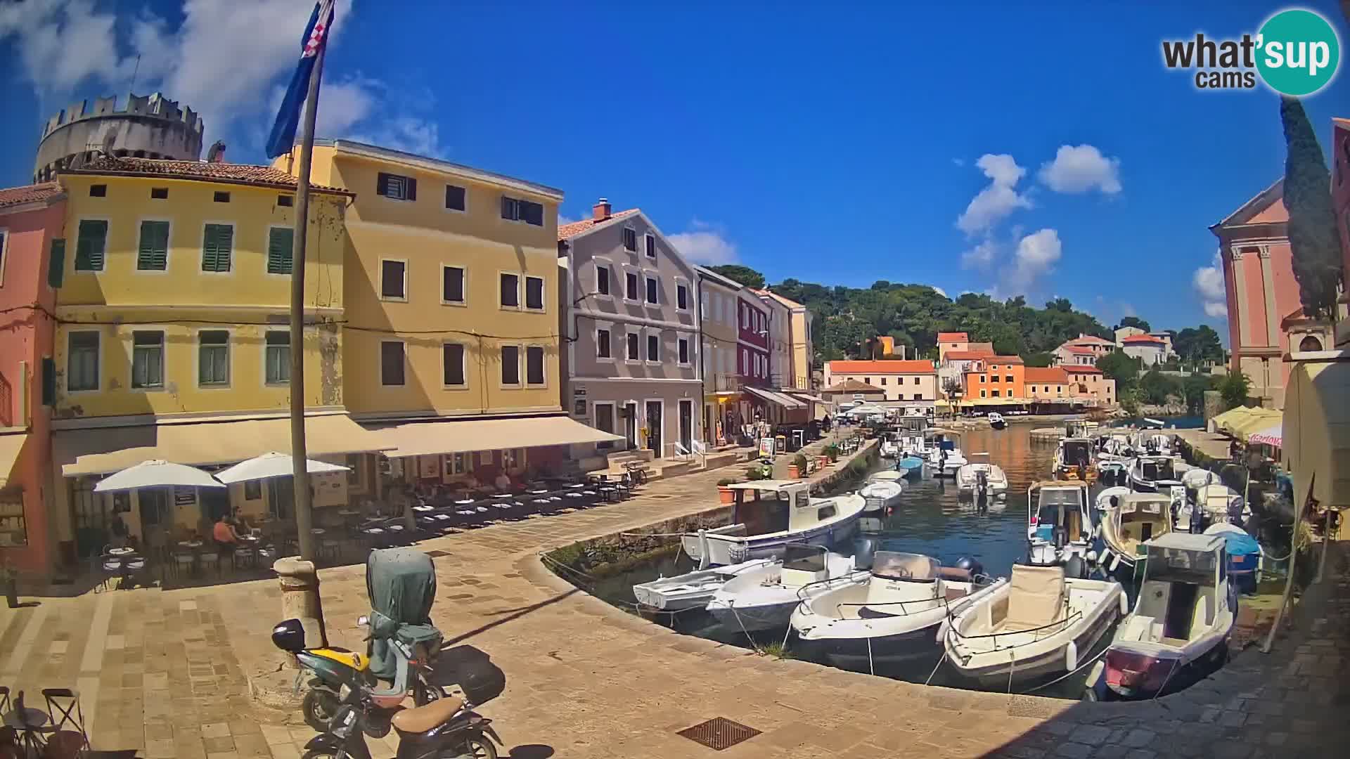 Webcam Streaming – El puerto de Veli Lošinj