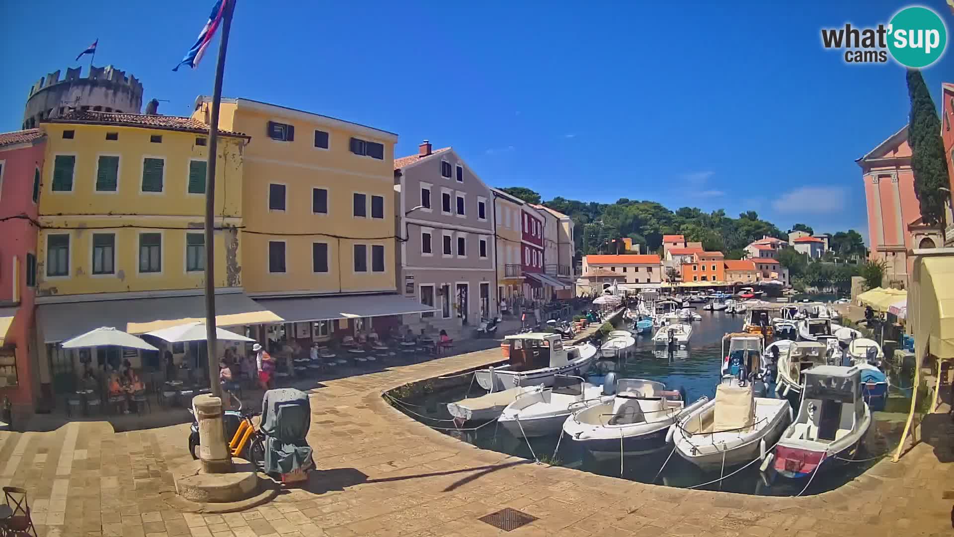Webcam Live – The harbor of Veli Lošinj