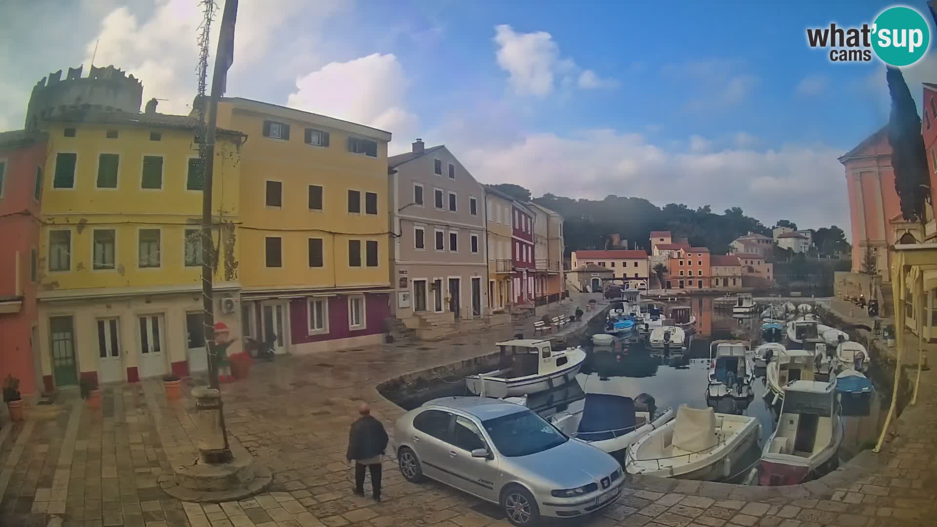 Webcam Live – The harbor of Veli Lošinj