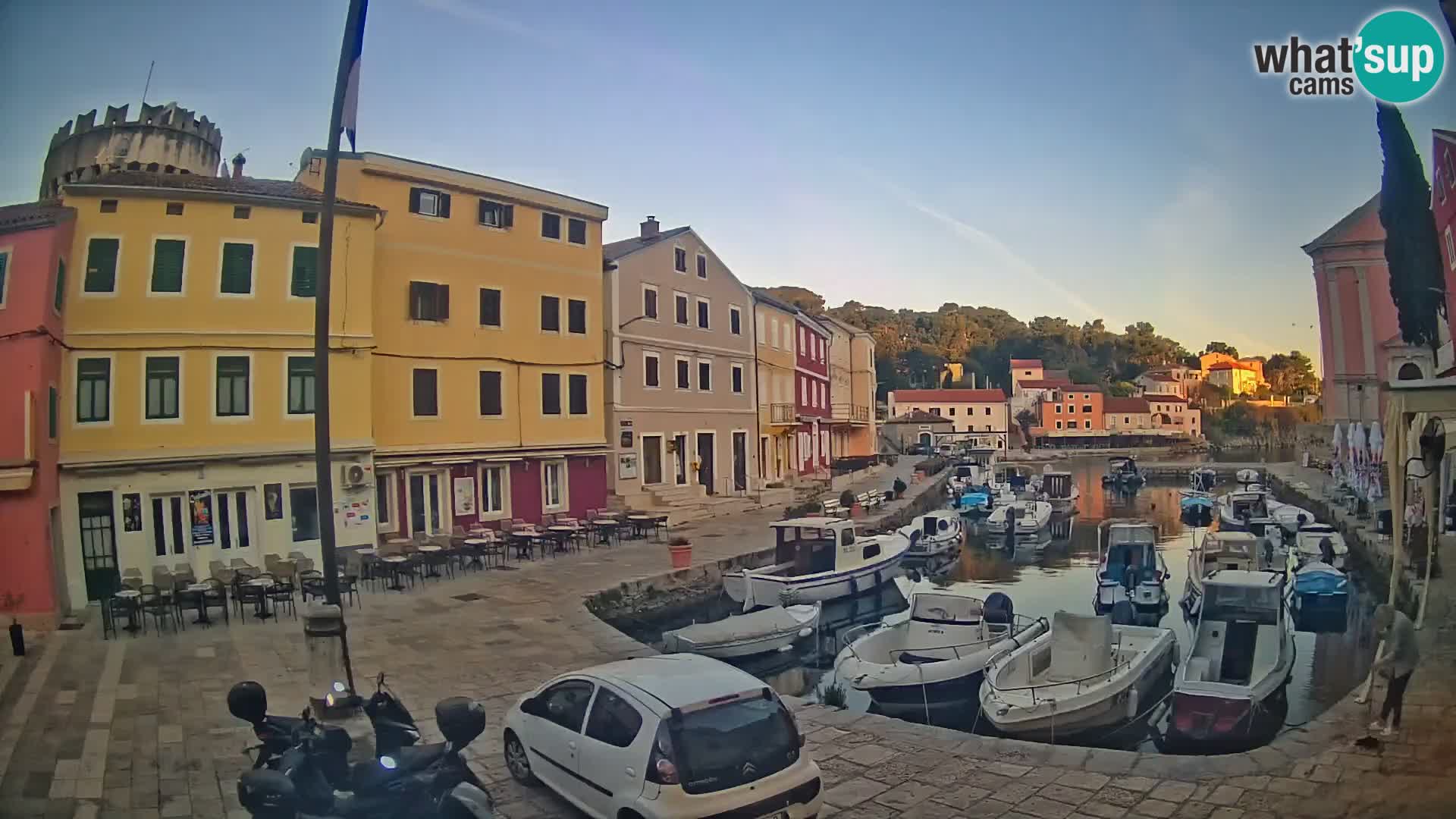 Webcam Streaming – El puerto de Veli Lošinj