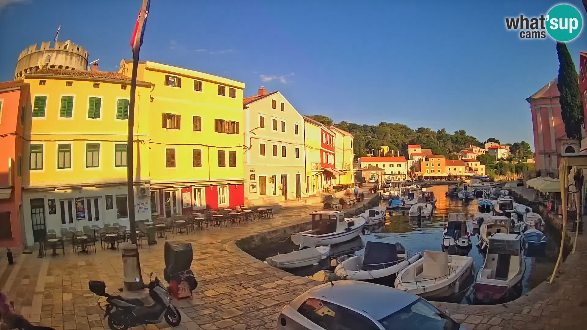 Webcam Live – The harbor of Veli Lošinj