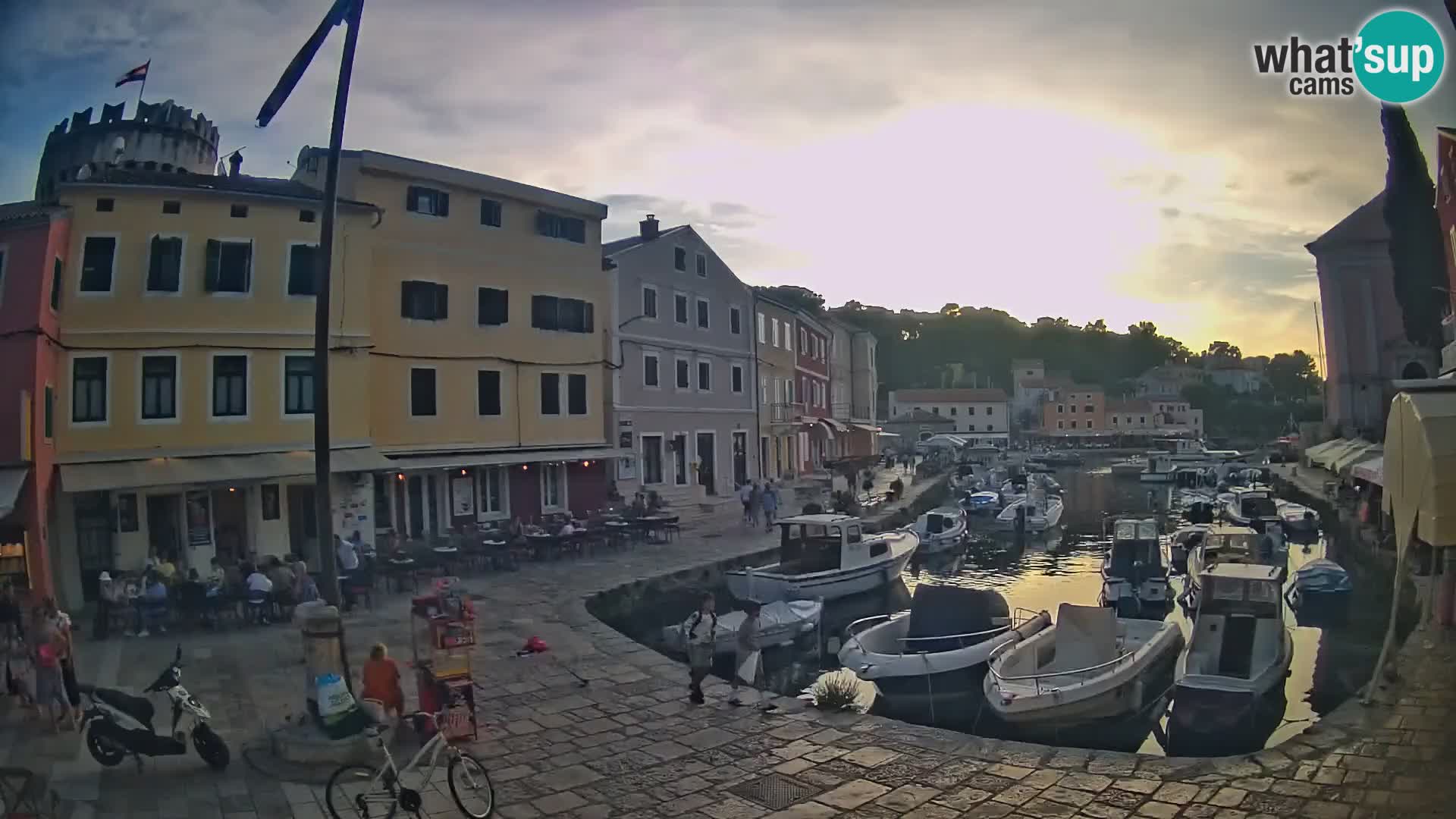 Webcam Live – The harbor of Veli Lošinj