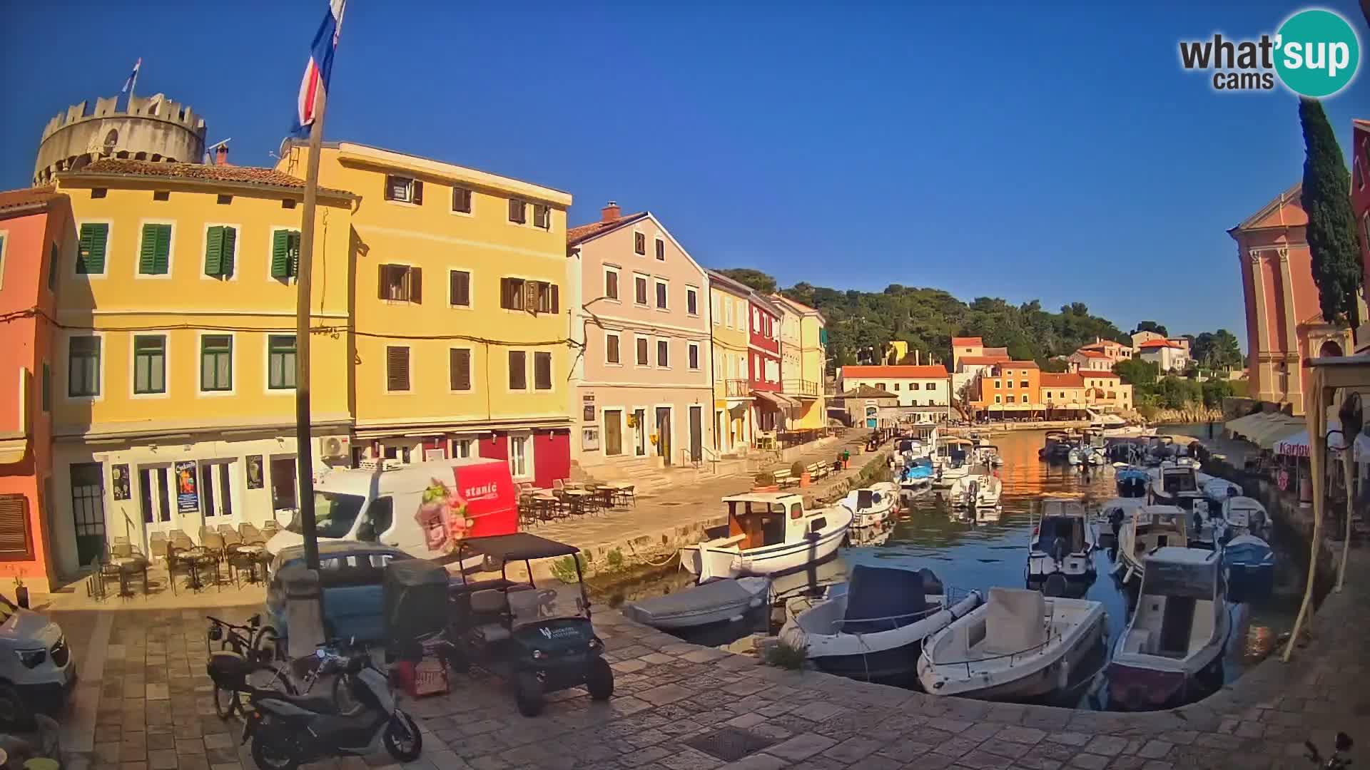 Webcam Streaming – El puerto de Veli Lošinj