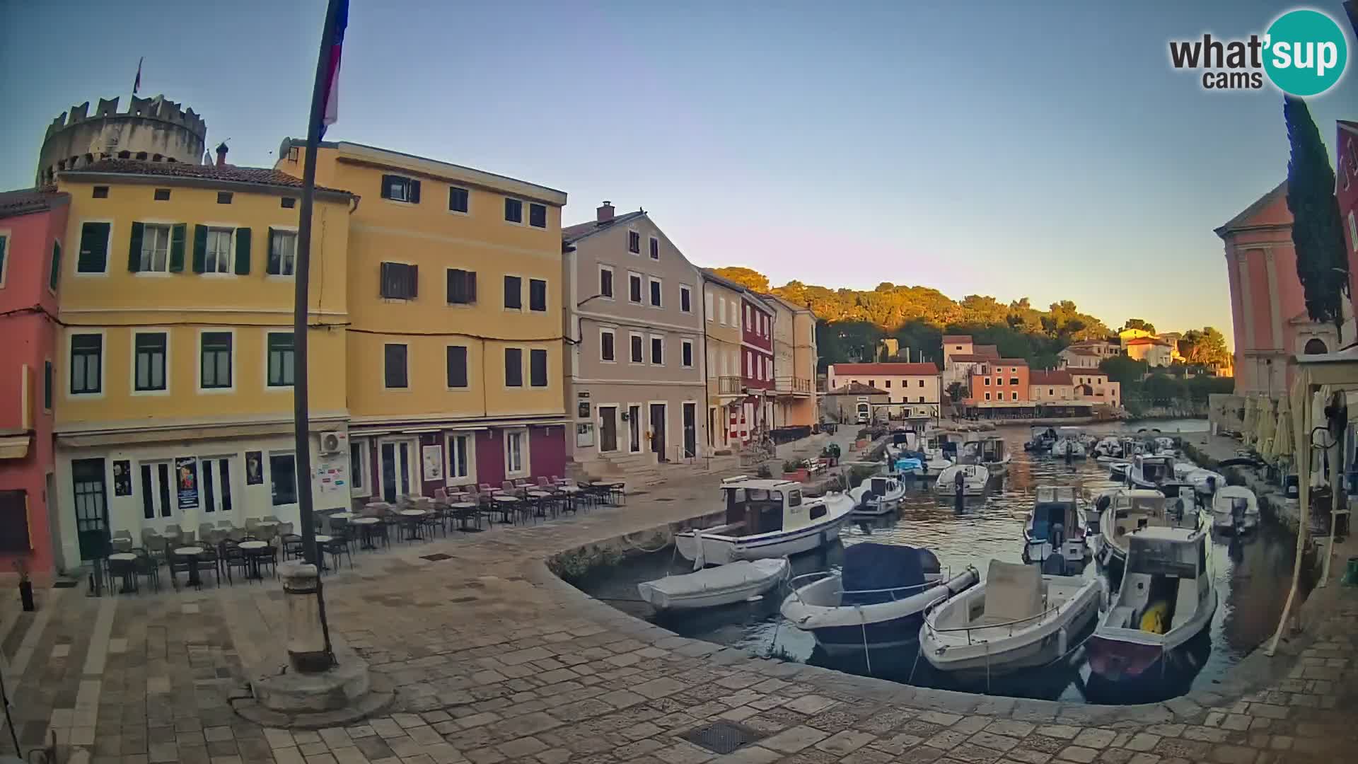 Webcam Live – The harbor of Veli Lošinj