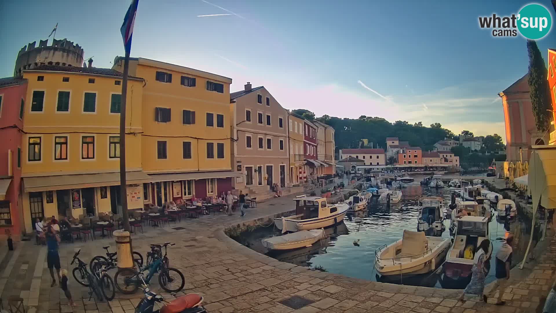 Webcam Streaming – El puerto de Veli Lošinj
