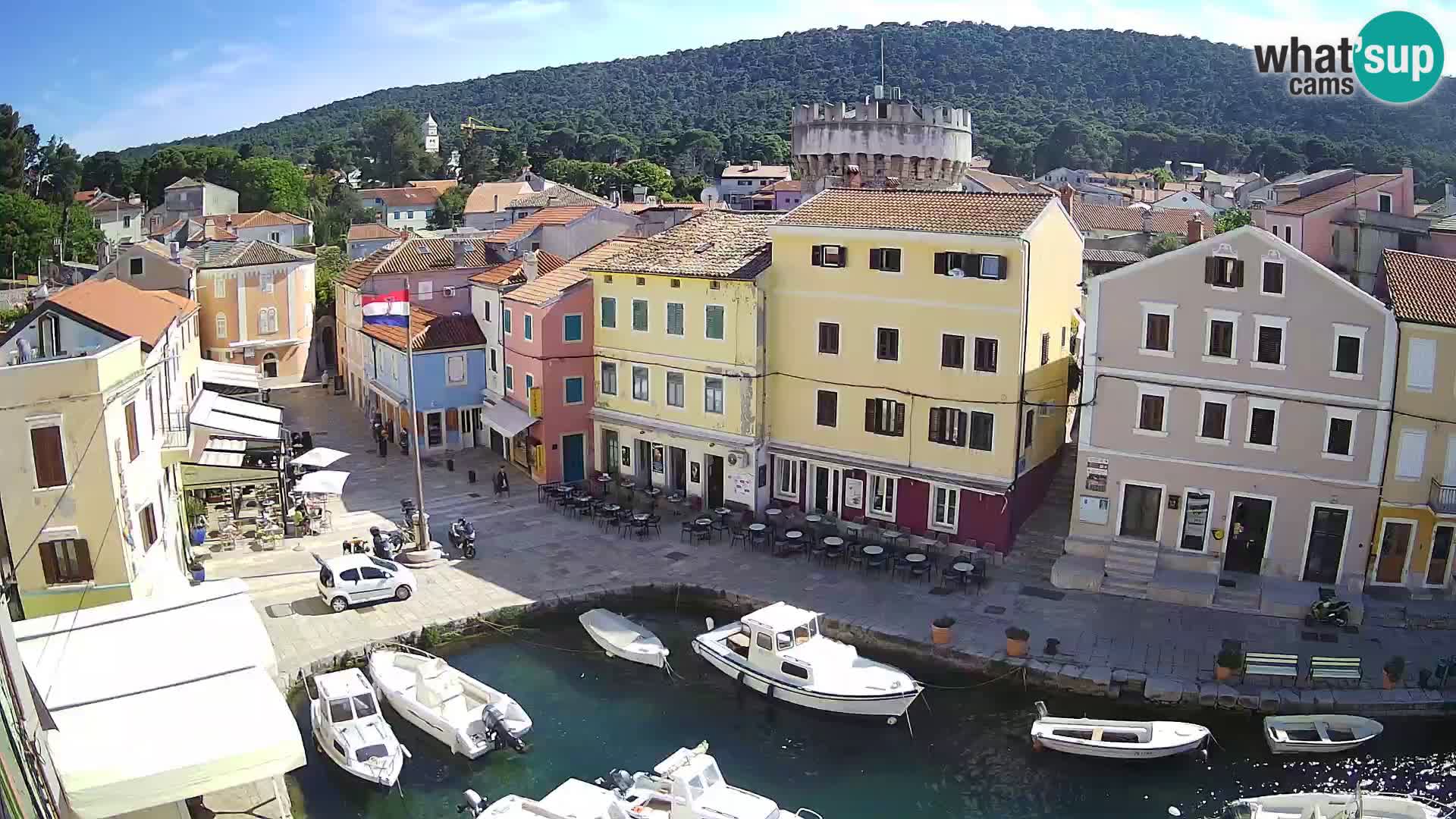Veli Lošinj web kamera – trgič