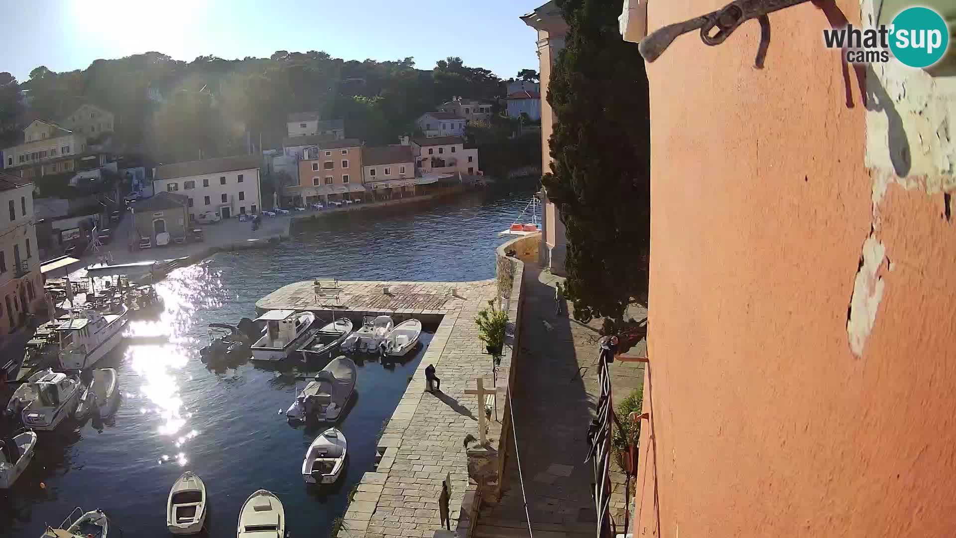 Veli Lošinj spletna kamera – trg