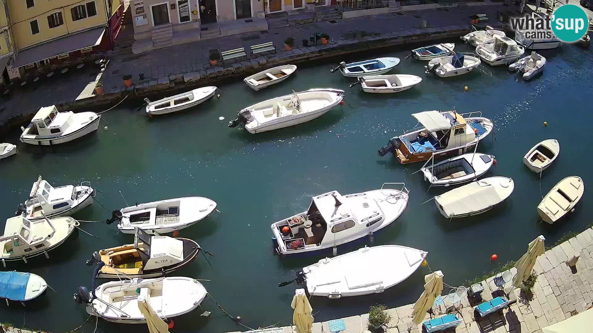 Veli Lošinj spletna kamera – trg