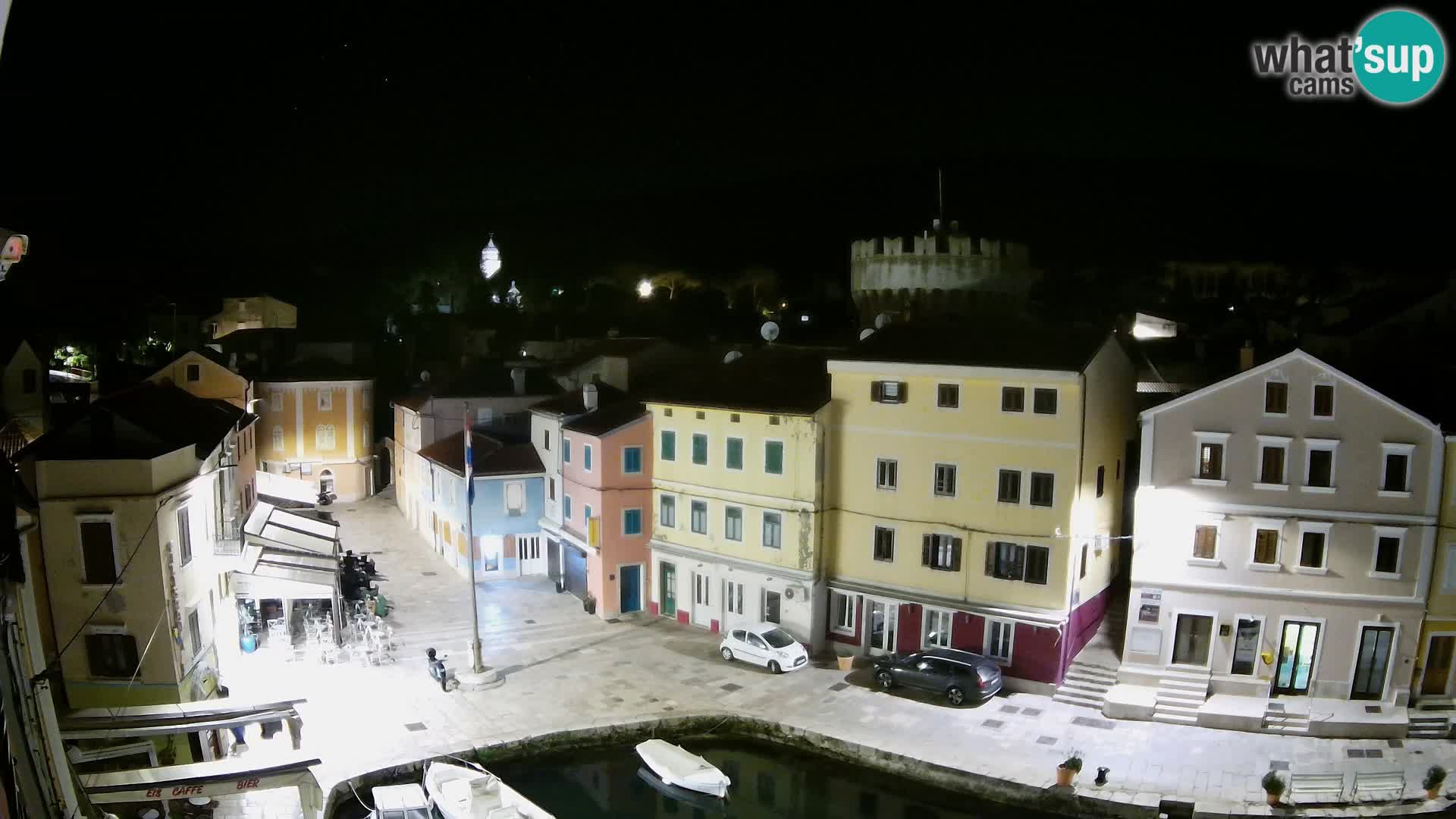 Veli Lošninj webcam – main square