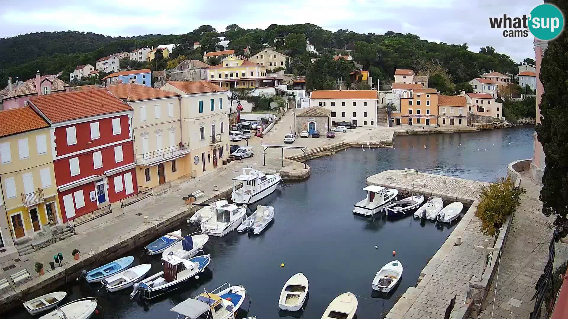 Veli Lošinj spletna kamera – trg