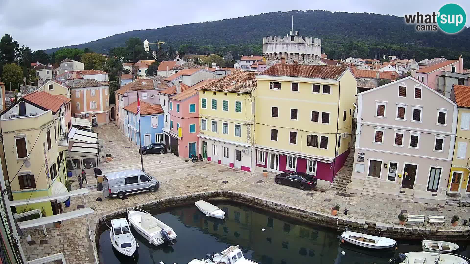 Veli Lošinj web kamera – trgič