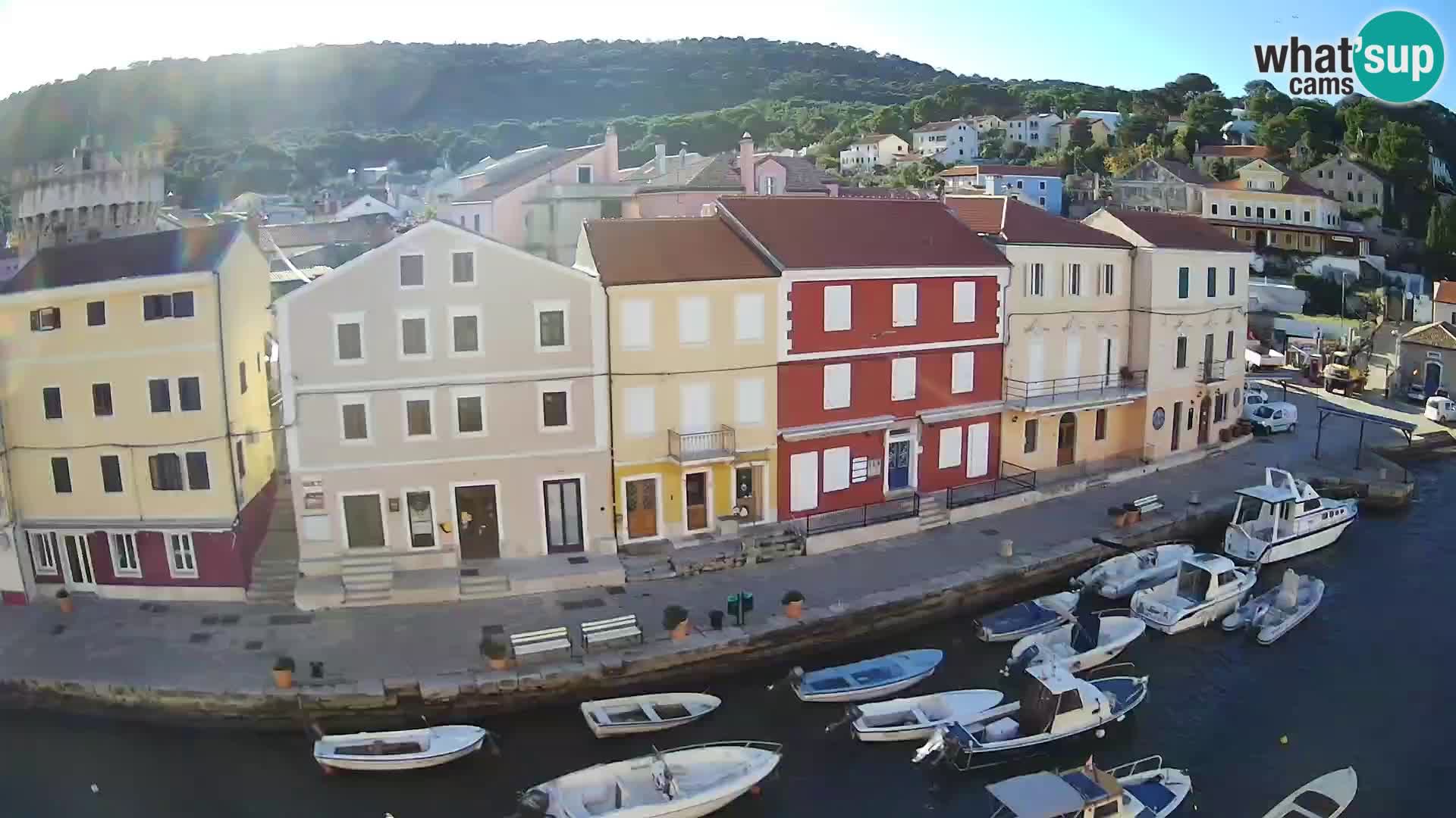 Veli Lošinj web kamera – trgič