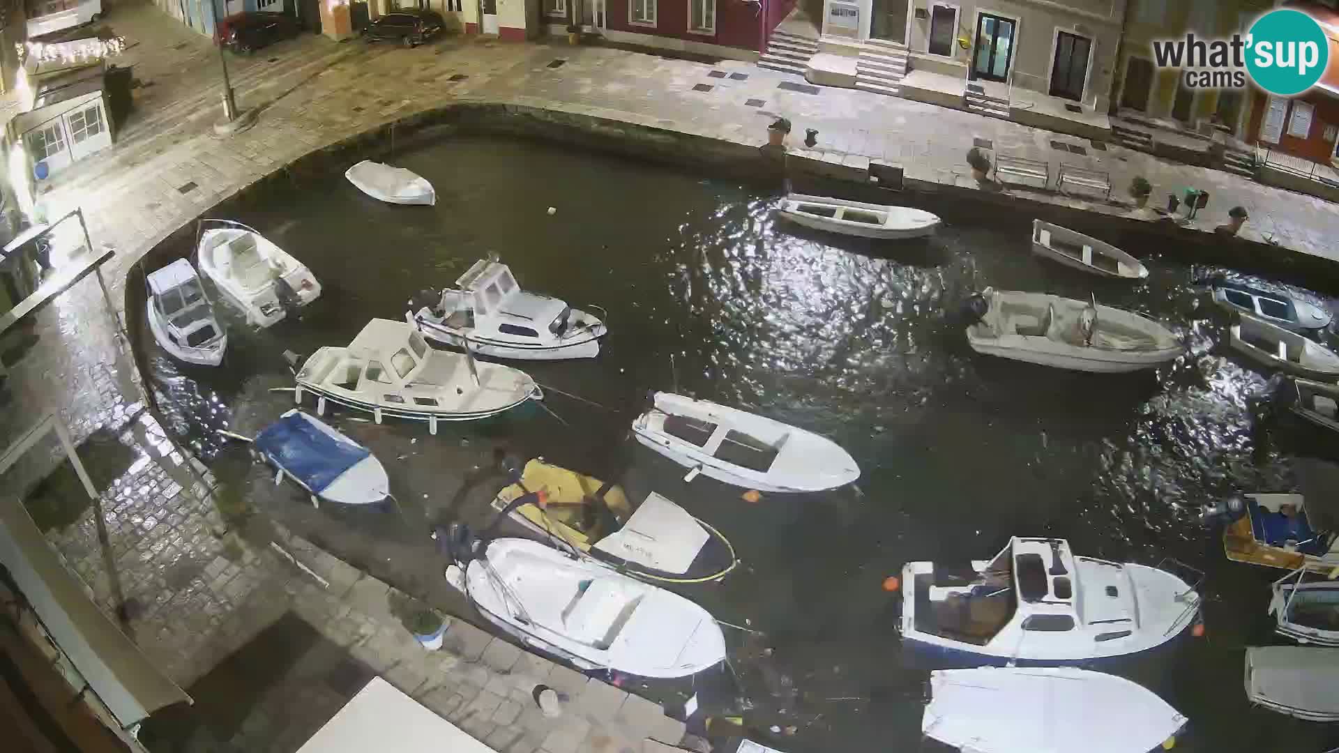 Veli Lošinj livecam – Carre