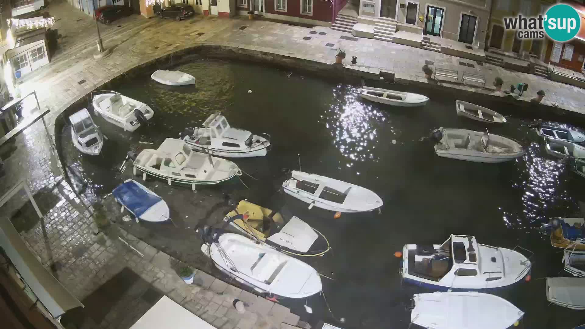 Veli Lošinj livecam – Carre