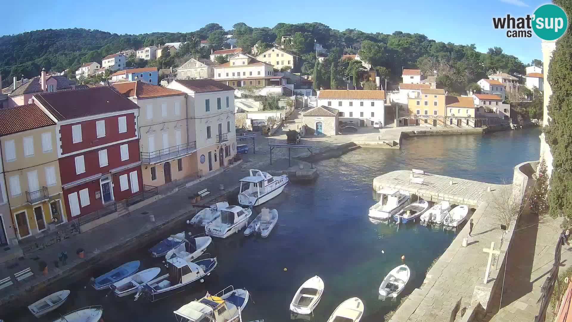 Veli Lošninj webcam – main square