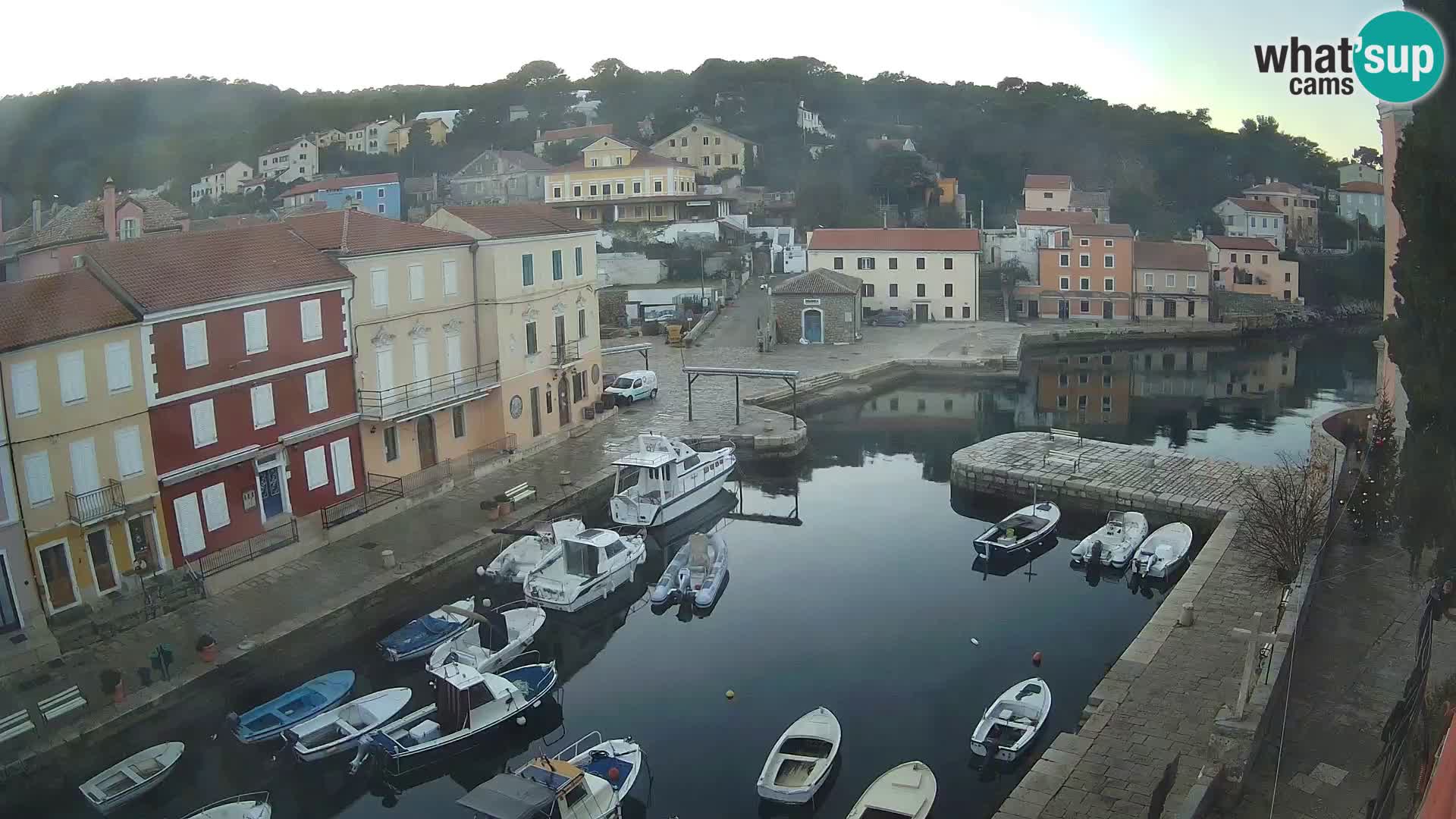 Veli Lošinj livecam – Carre