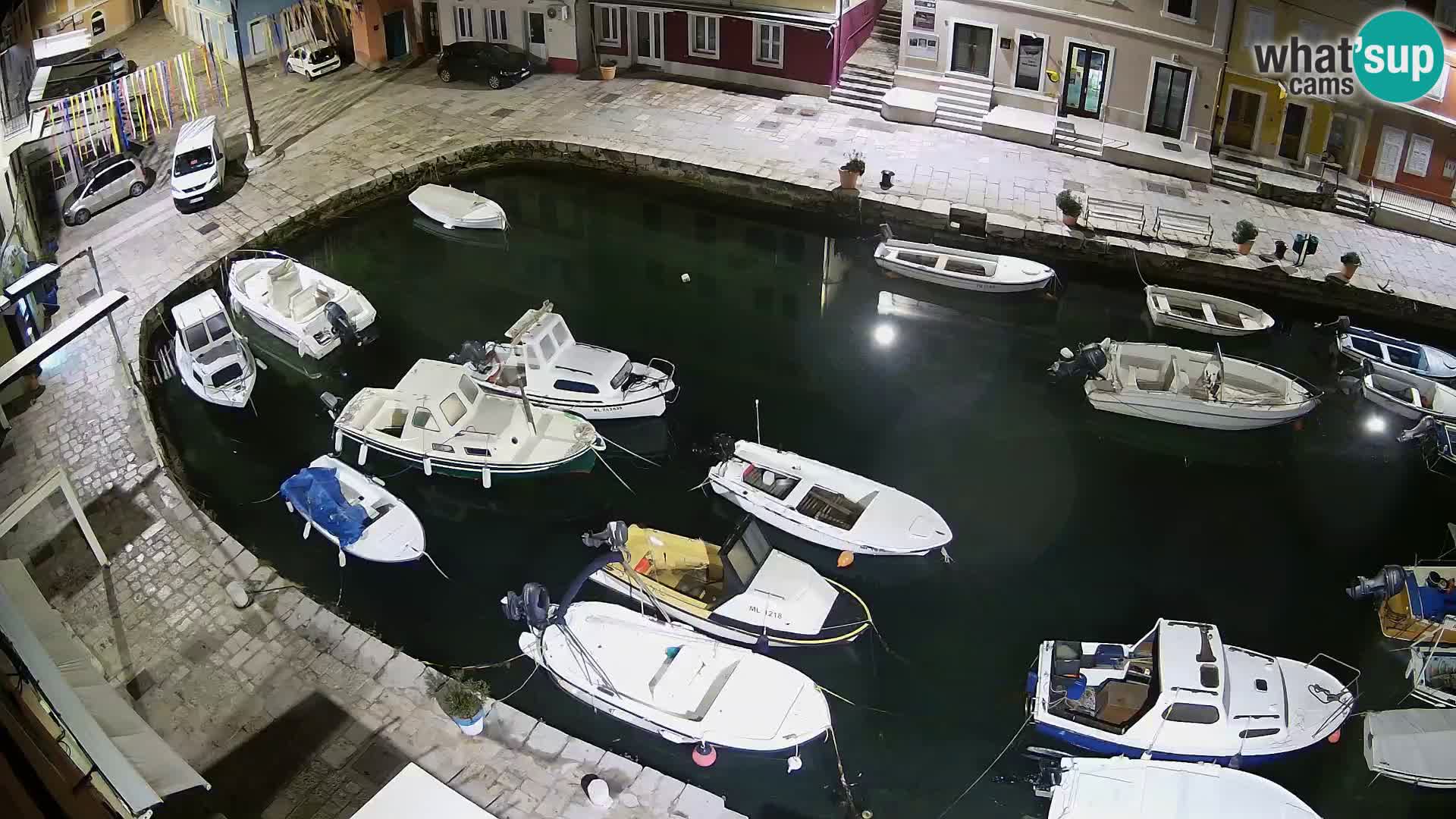 Veli Lošinj spletna kamera – trg