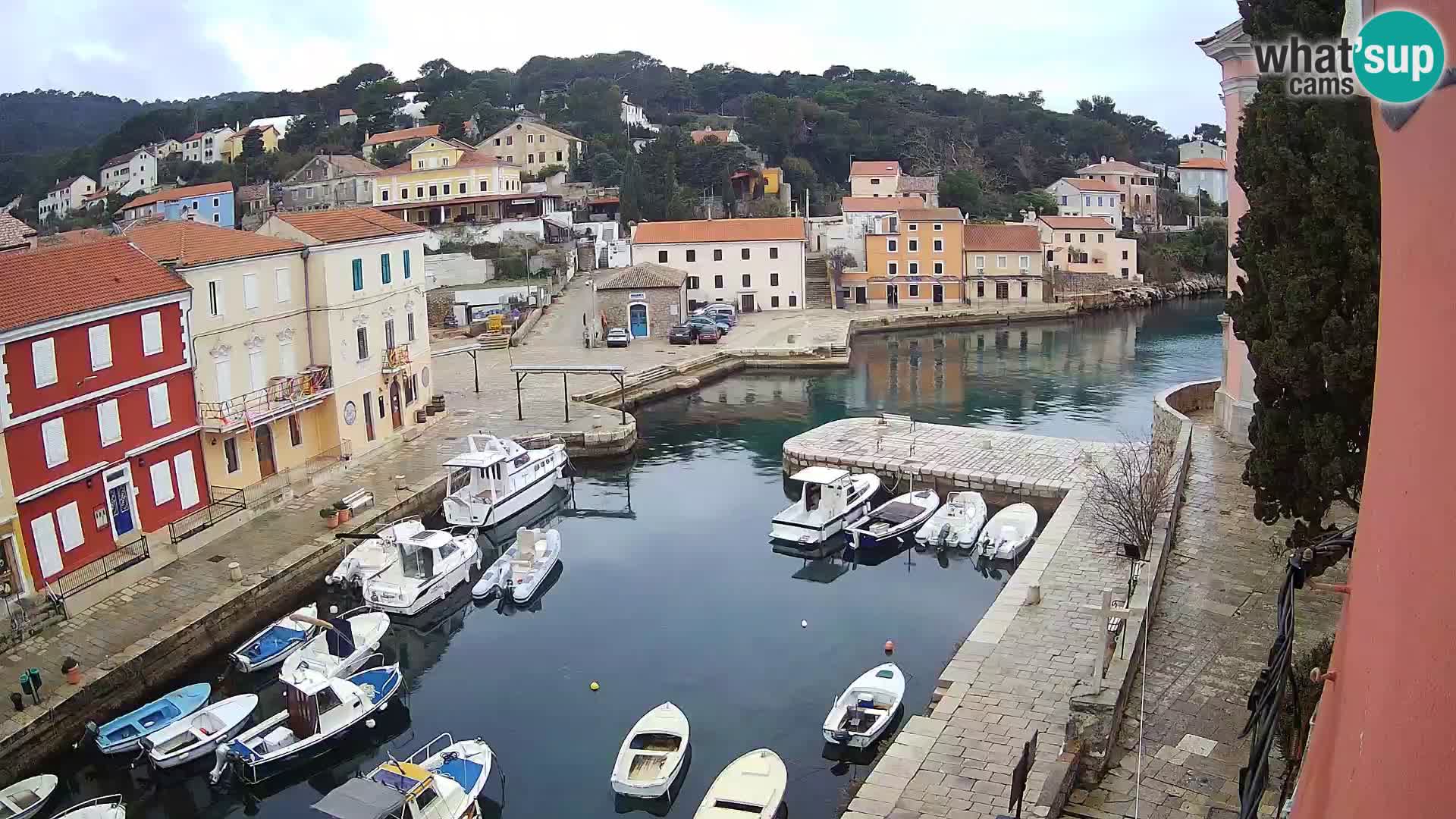 Veli Lošinj spletna kamera – trg