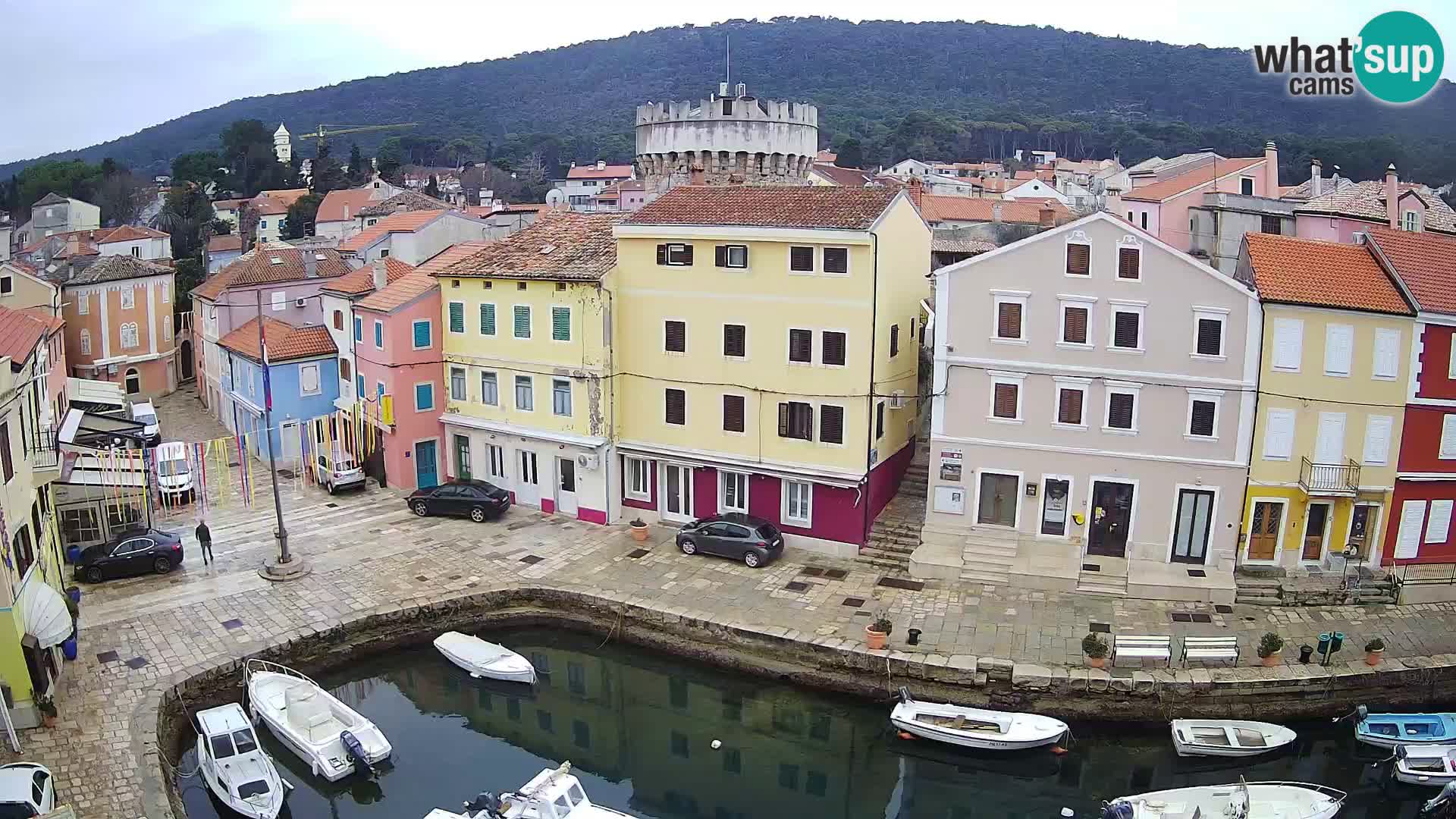 Veli Lošinj spletna kamera – trg