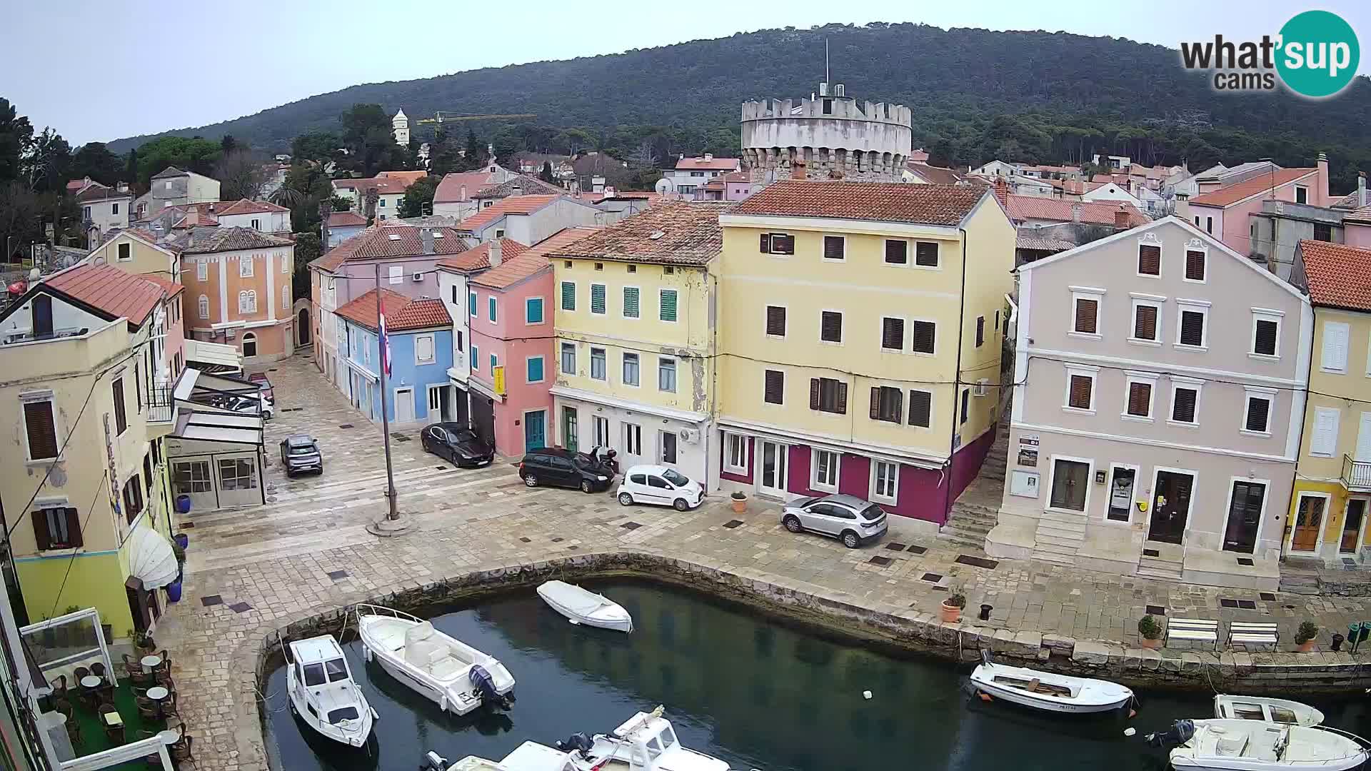 Veli Lošinj web kamera – trgič