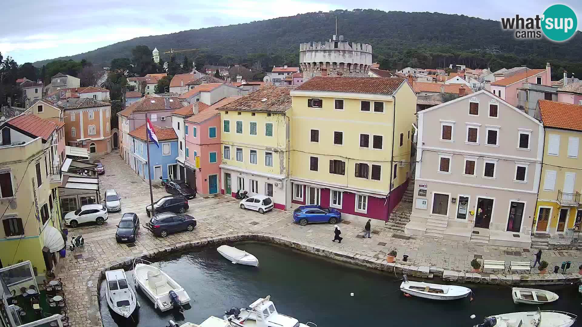 Veli Lošinj web kamera – trgič