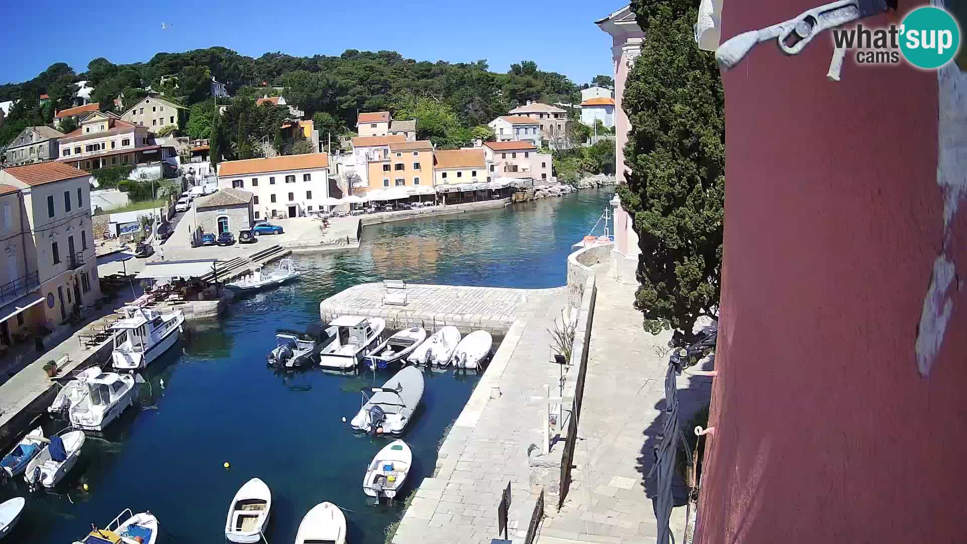 Veli Lošninj webcam – main square
