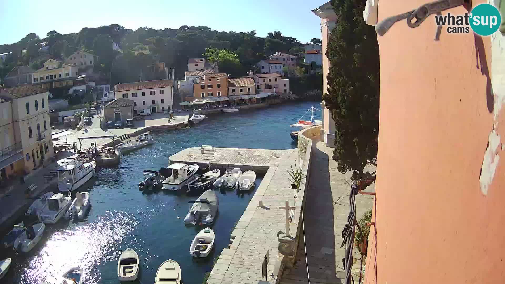 Veli Lošinj spletna kamera – trg