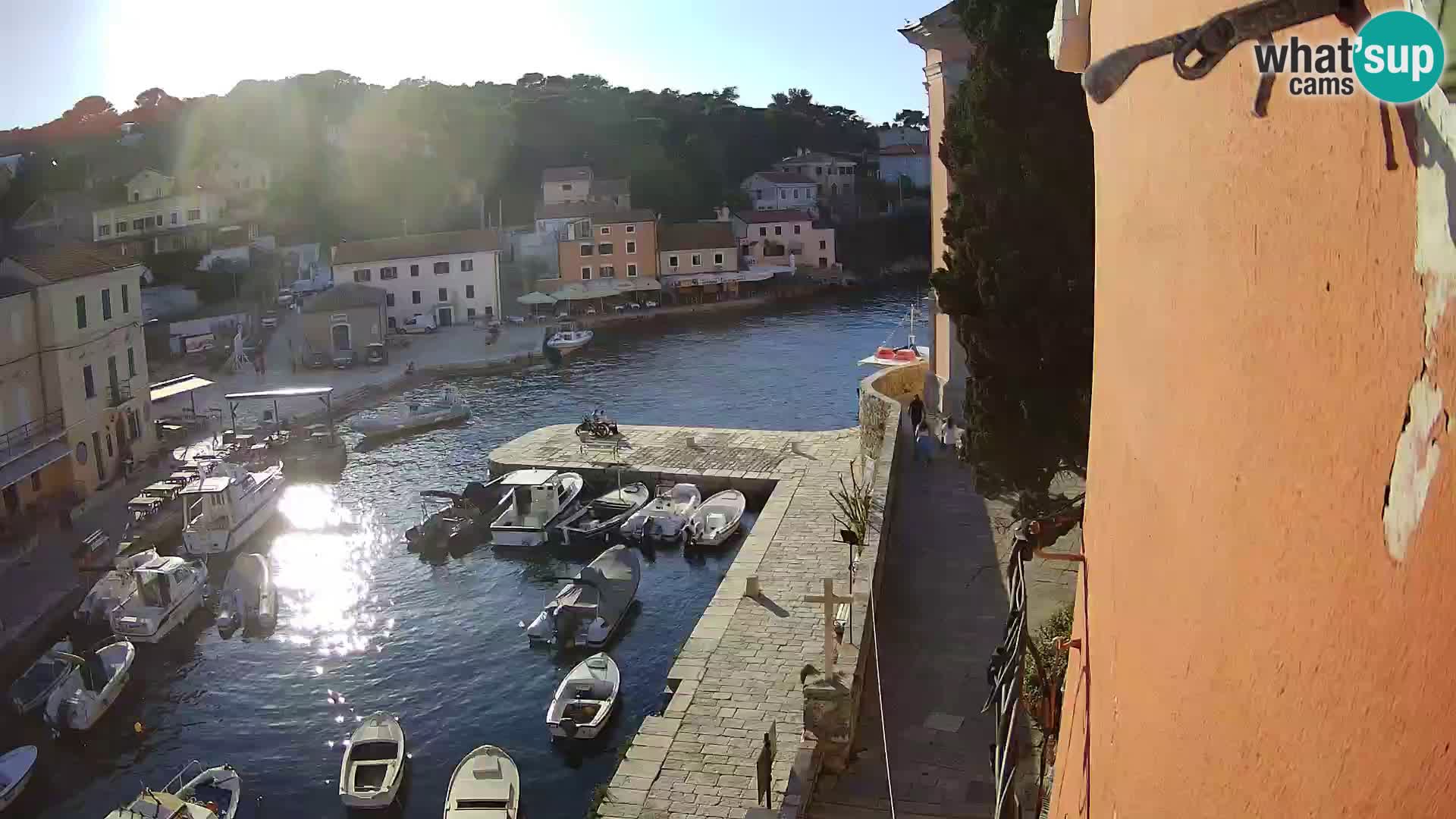 Veli Lošinj web kamera – trgič