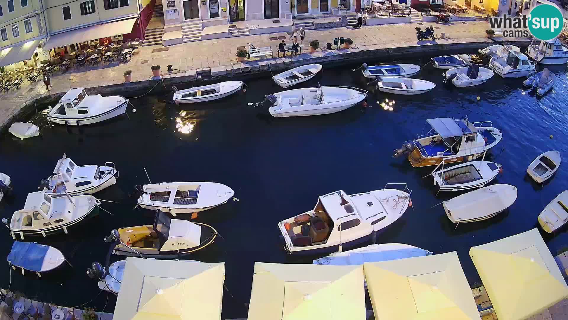 Veli Lošinj web kamera – trgič