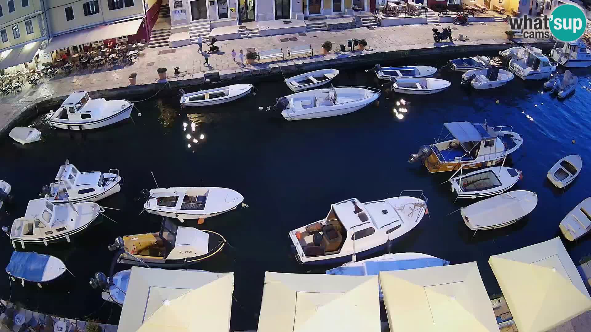 Veli Lošinj web kamera – trgič