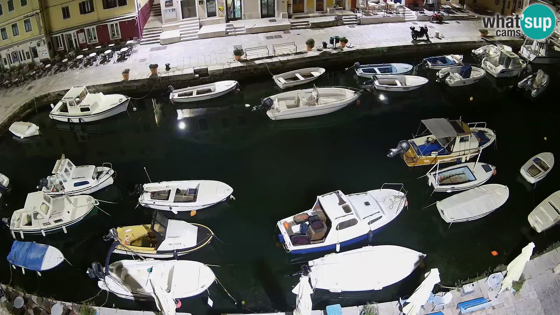 Veli Lošinj spletna kamera – trg