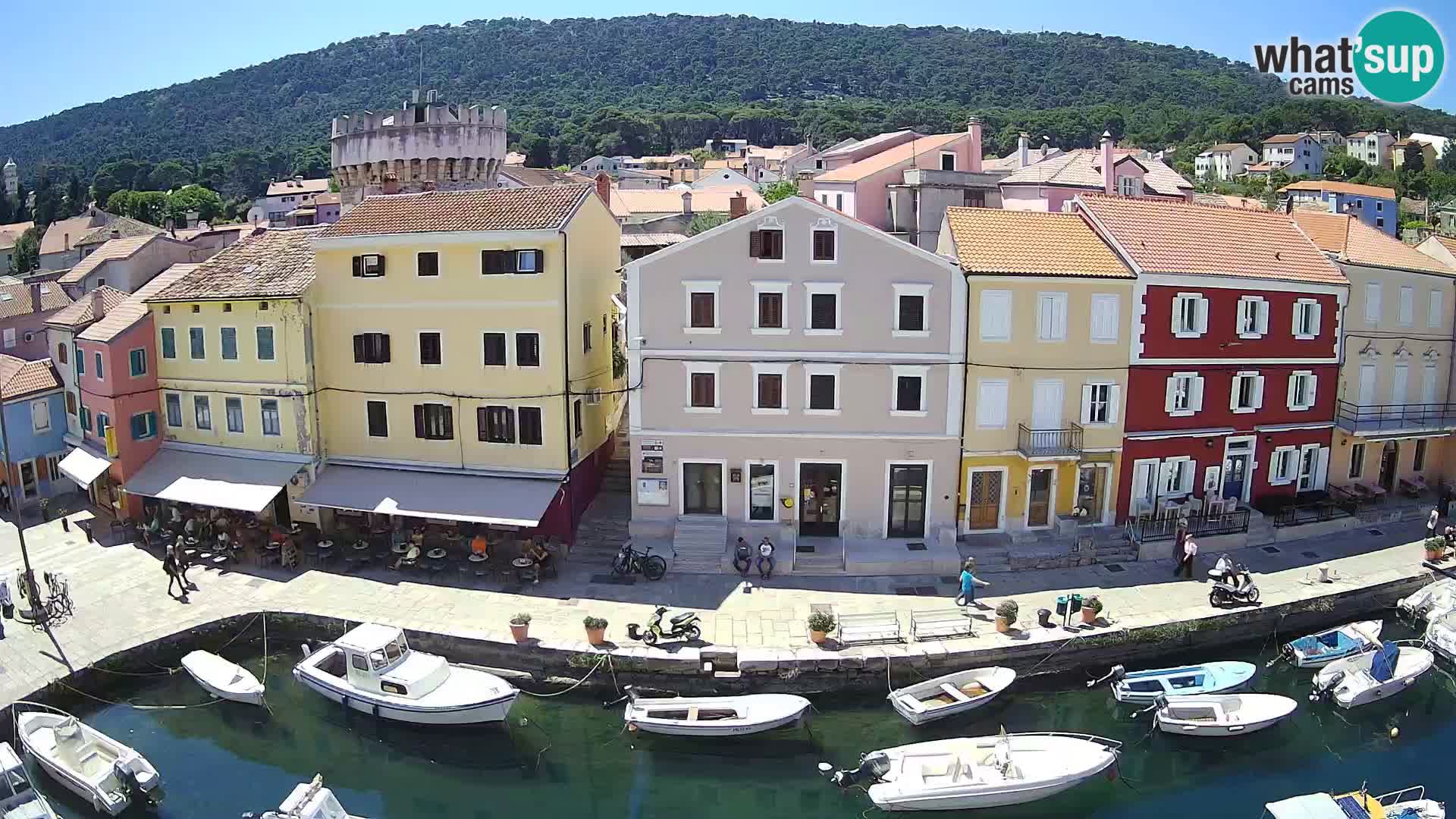 Veli Lošinj spletna kamera – trg