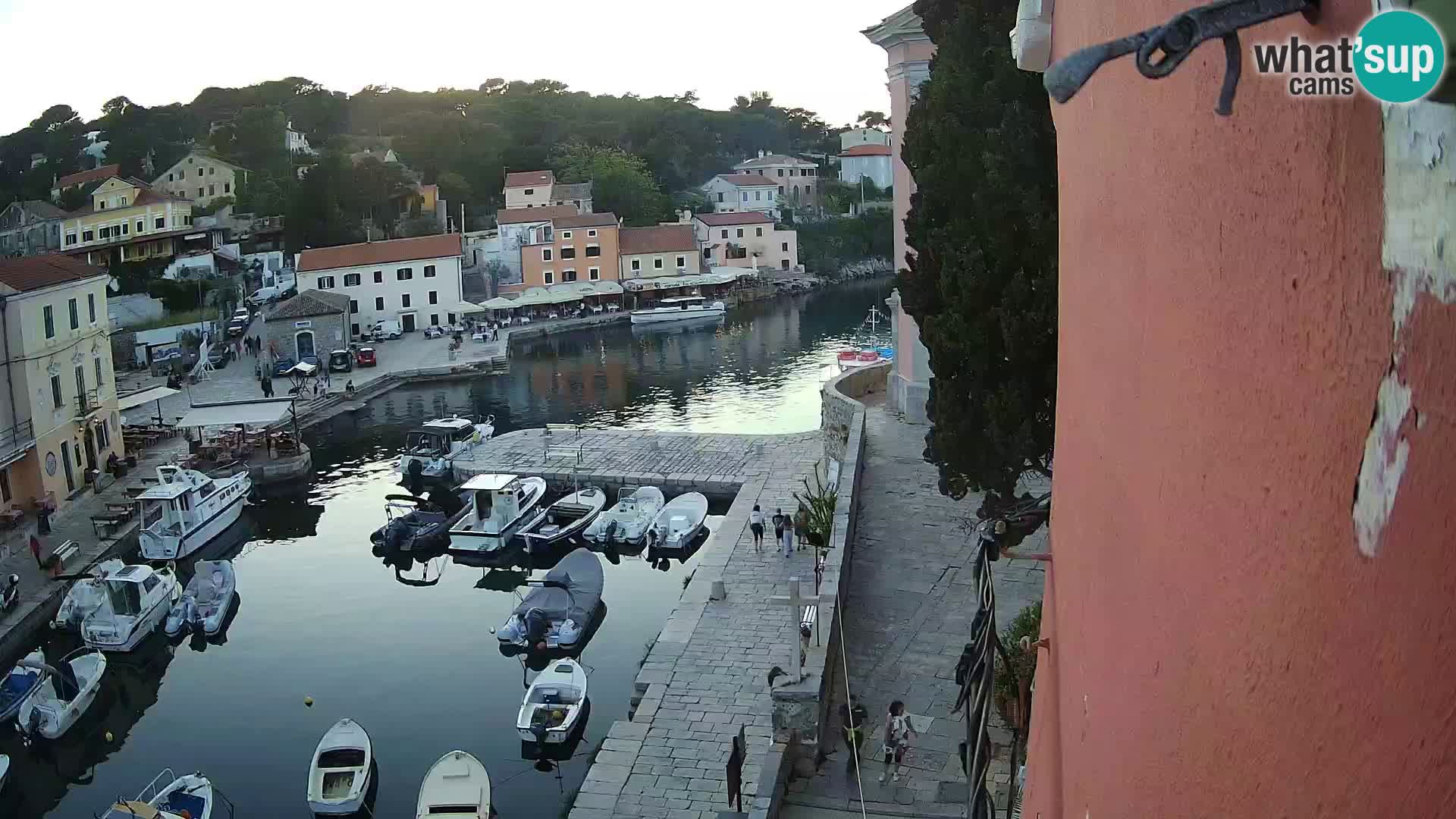 Veli Lošinj web kamera – trgič