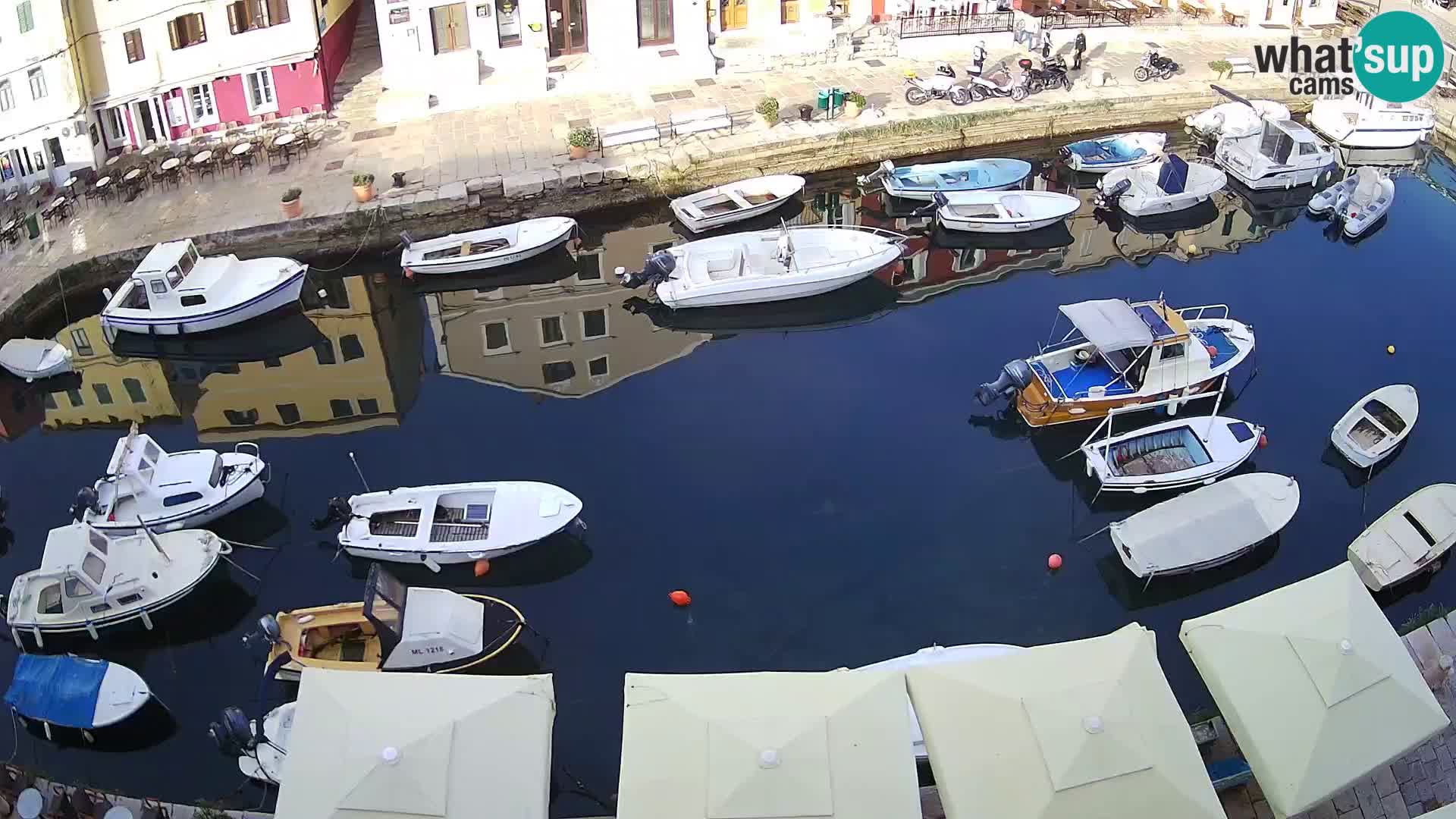 Veli Lošninj webcam – main square