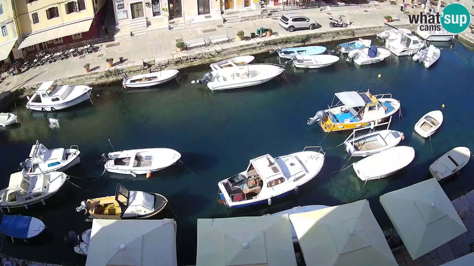 Veli Lošinj spletna kamera – trg