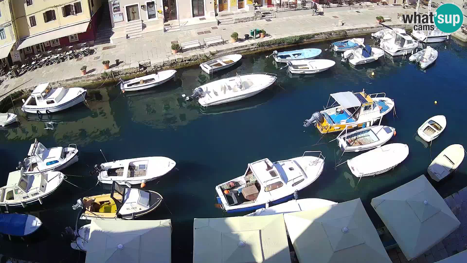 Veli Lošinj spletna kamera – trg