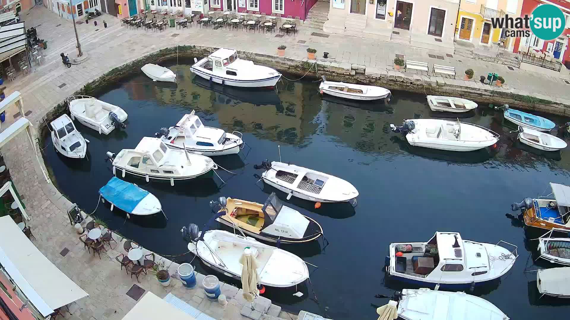 Veli Lošinj spletna kamera – trg