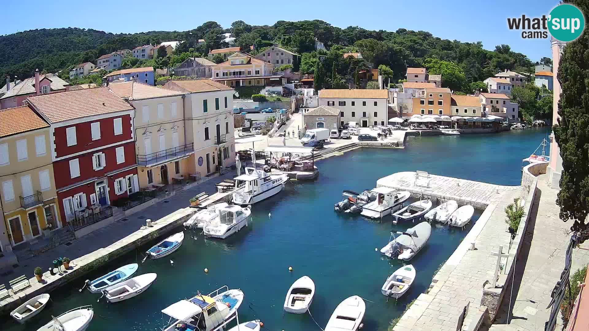 Veli Lošninj webcam – main square