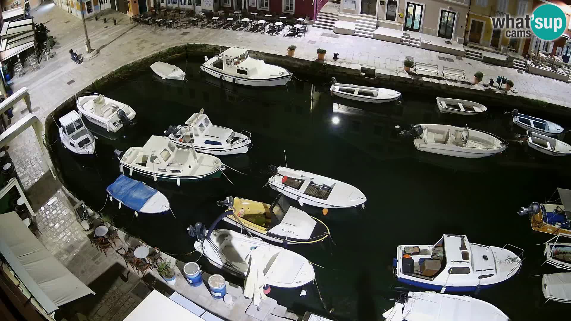 Veli Lošinj spletna kamera – trg