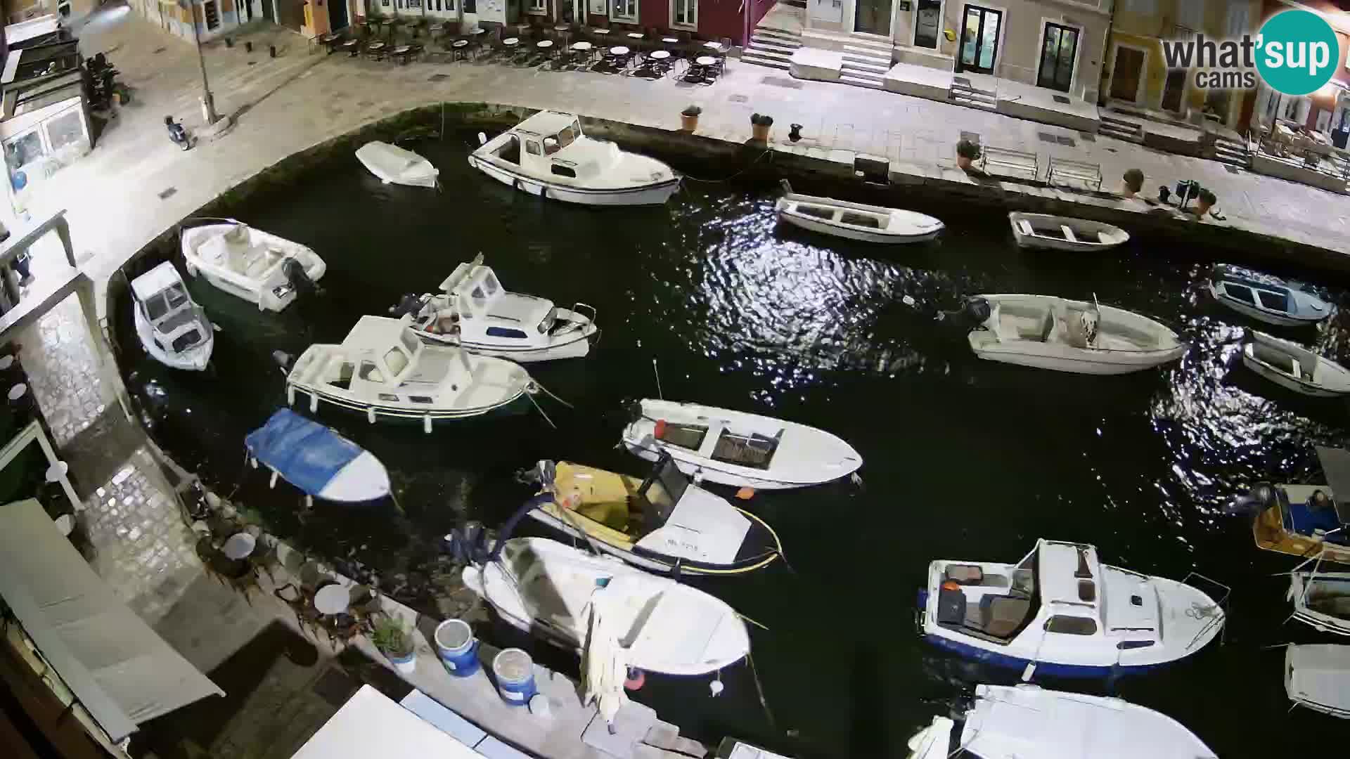 Veli Lošinj spletna kamera – trg