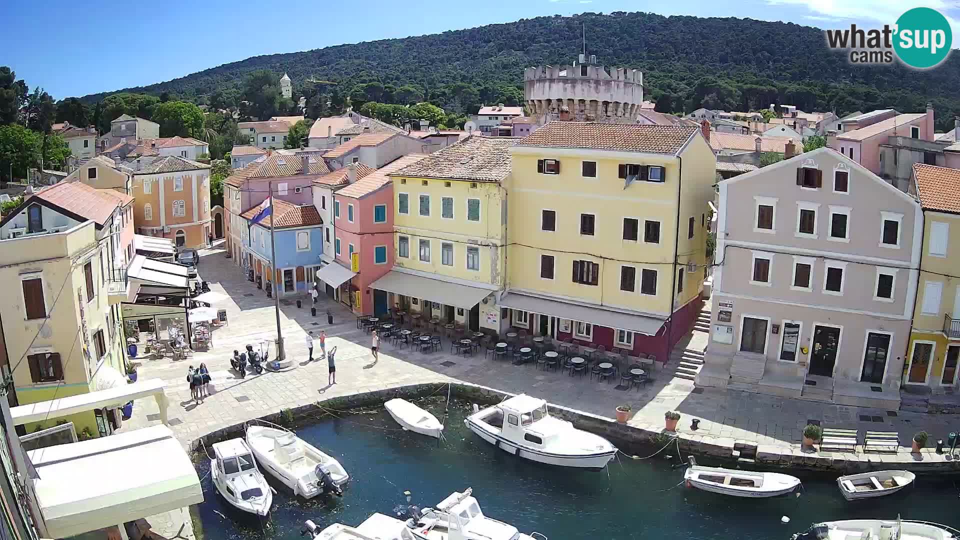 Veli Lošinj web kamera – trgič