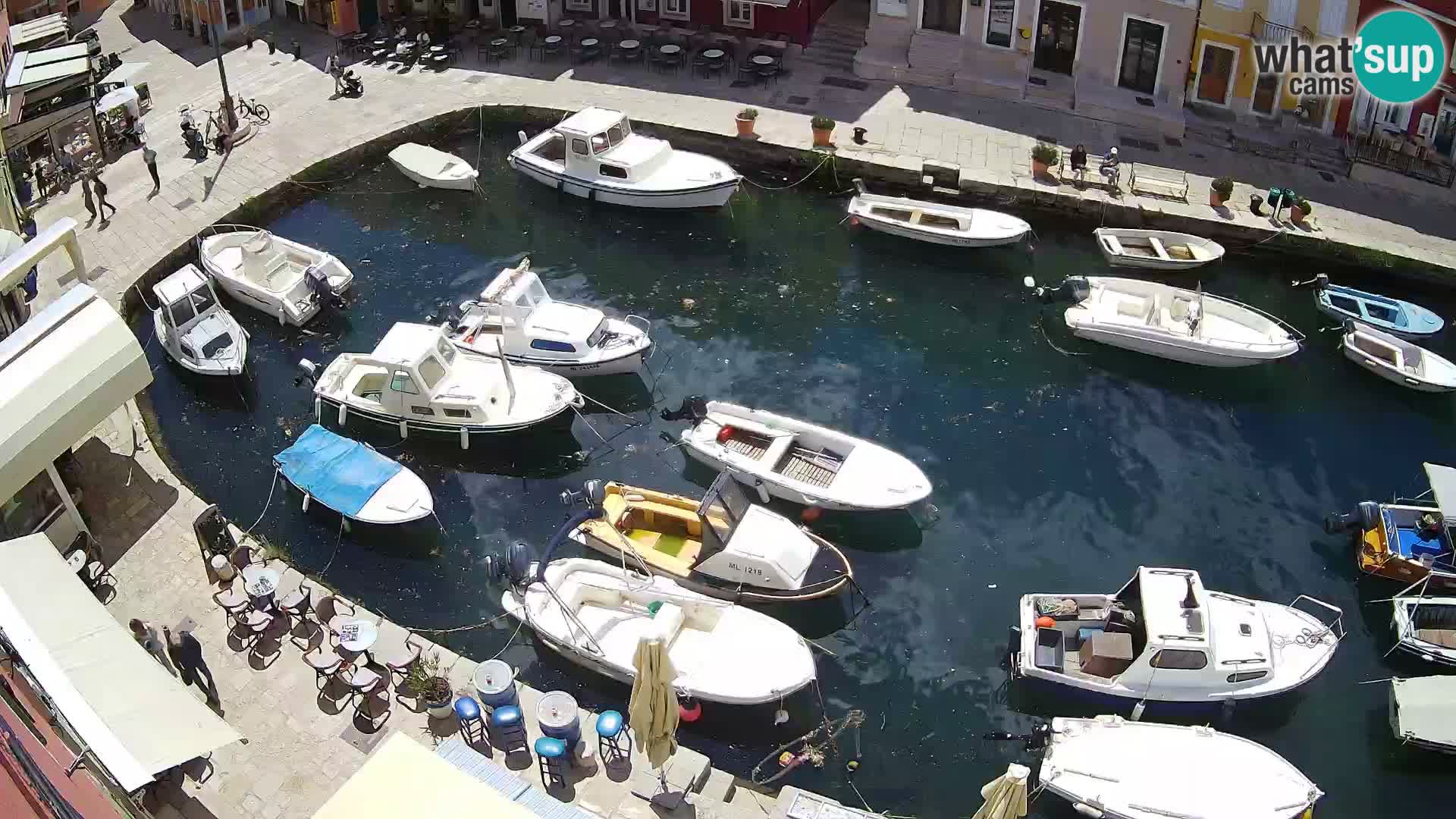 Veli Lošinj web kamera – trgič