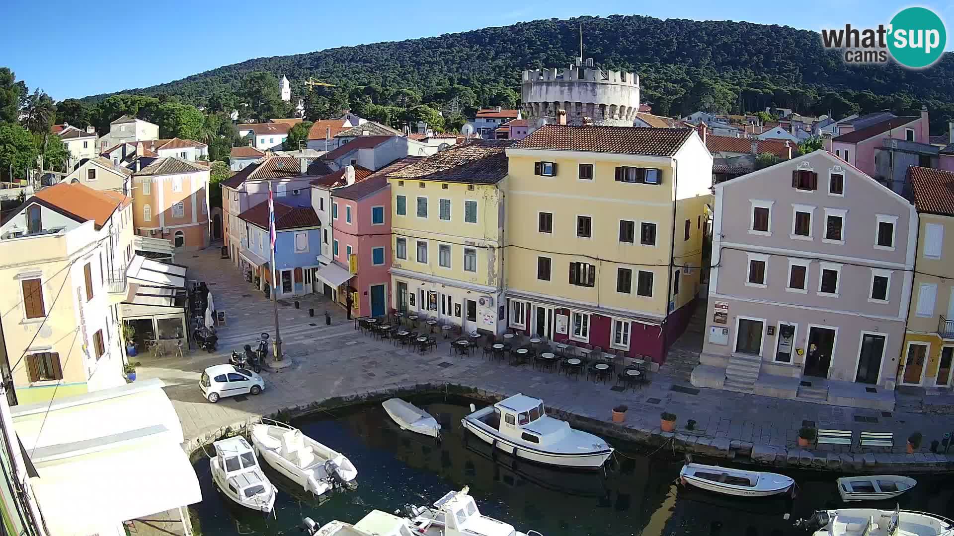 Veli Lošinj web kamera – trgič
