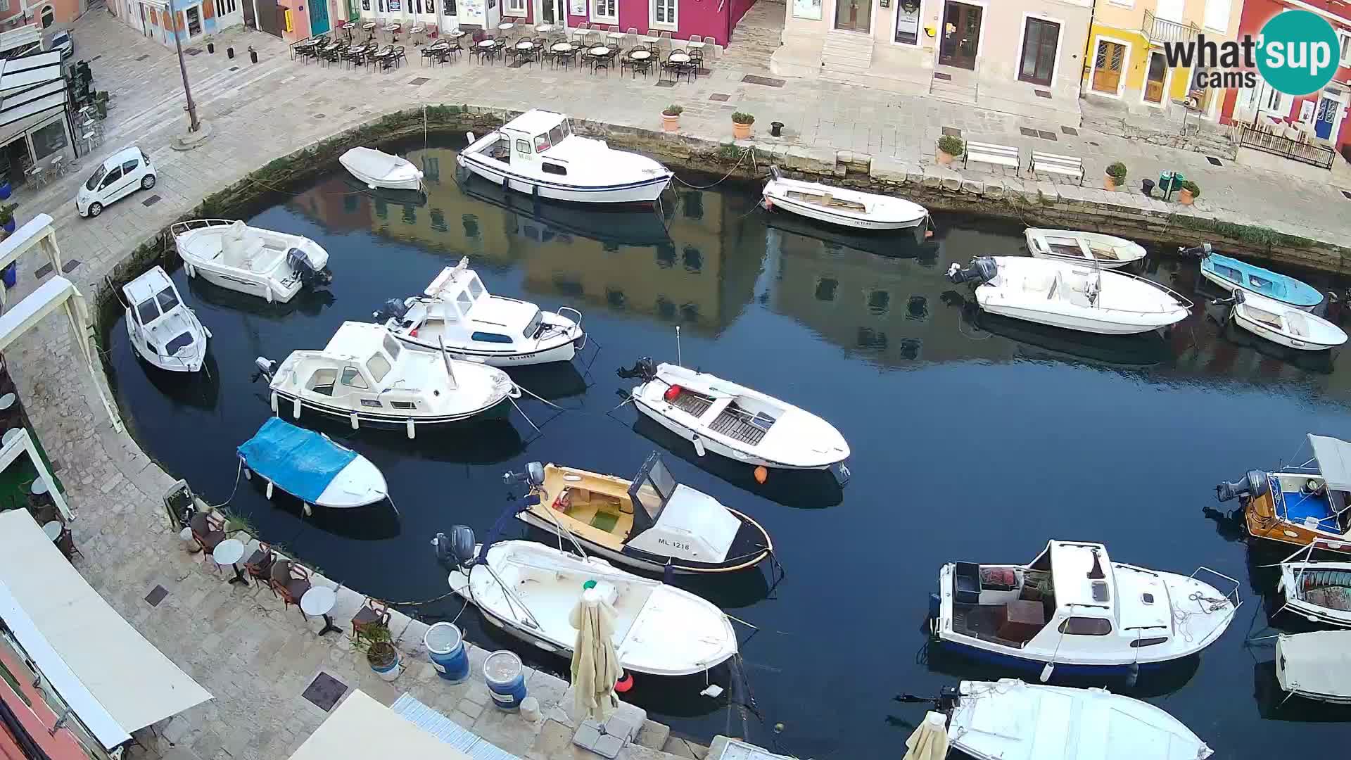 Veli Lošninj webcam – main square