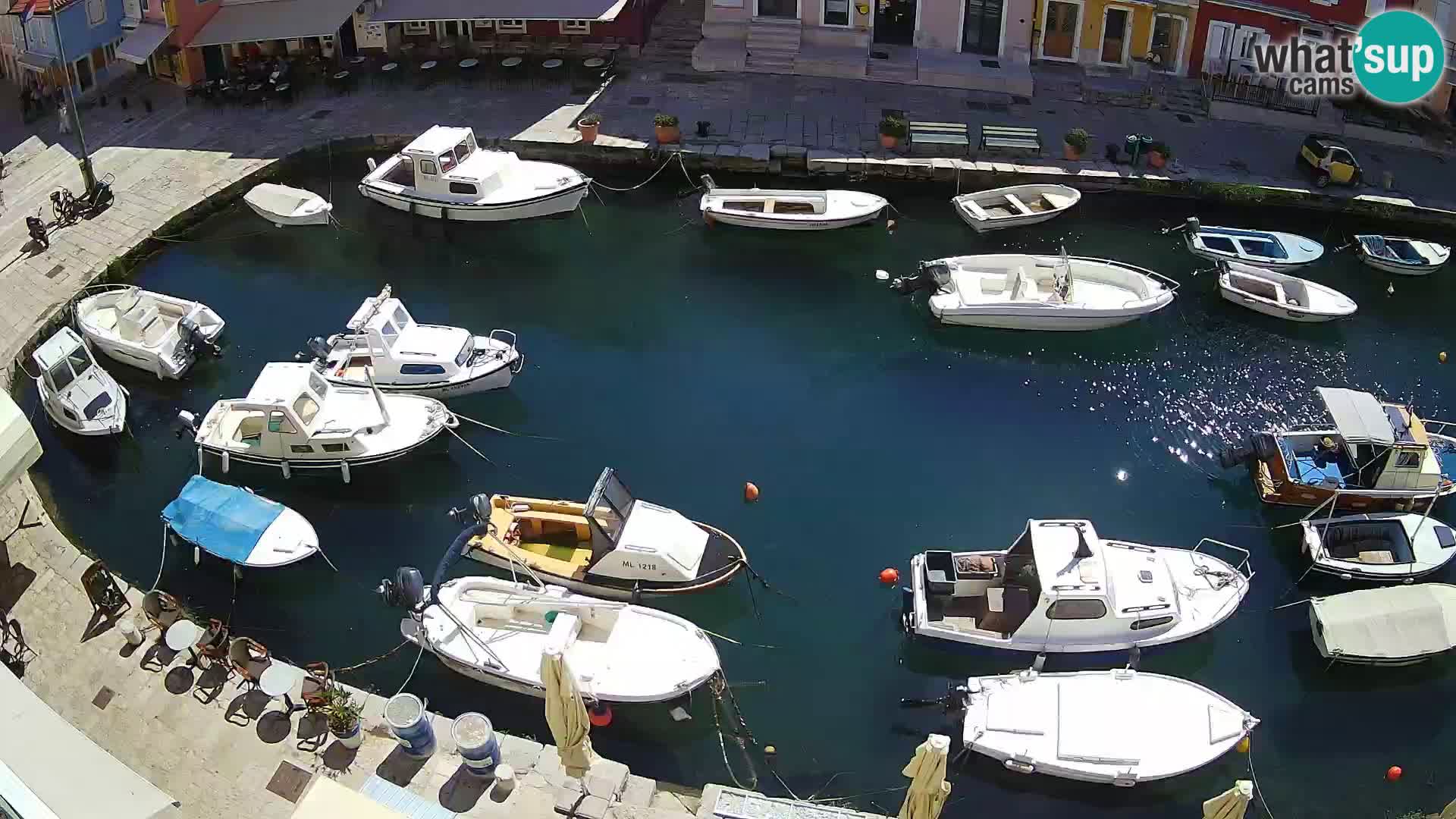 Veli Lošinj web kamera – trgič