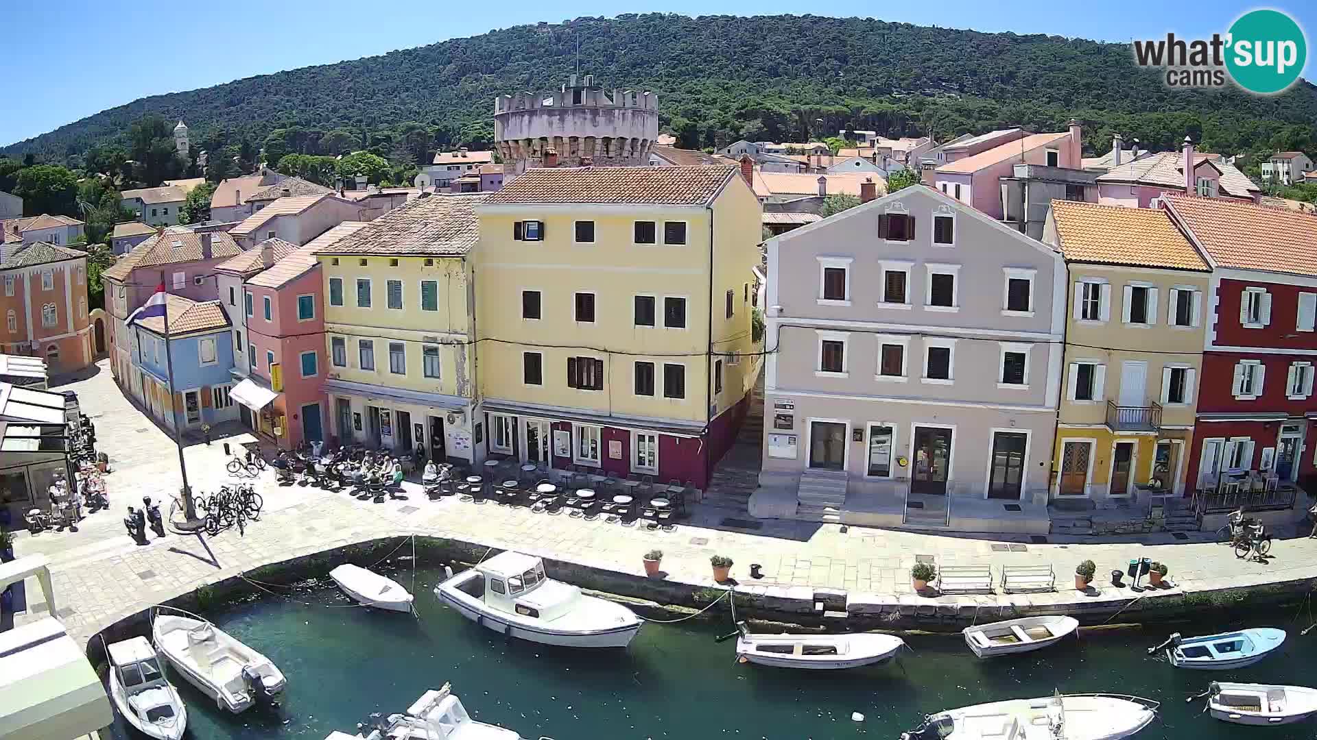 Veli Lošinj web kamera – trgič