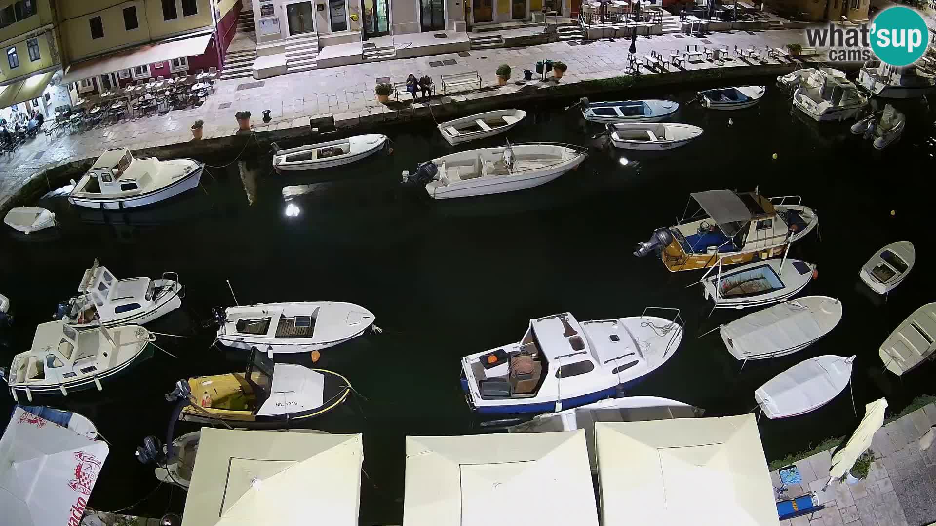 Veli Lošinj web kamera – trgič